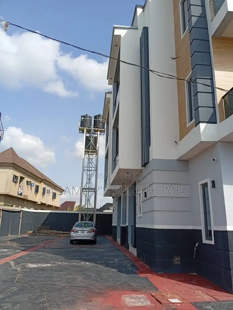 2bdrm Block of Flats in Fo1 Kubwa for rent