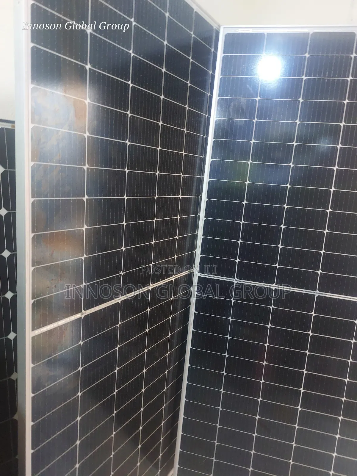 600w Jinko Solar Panel