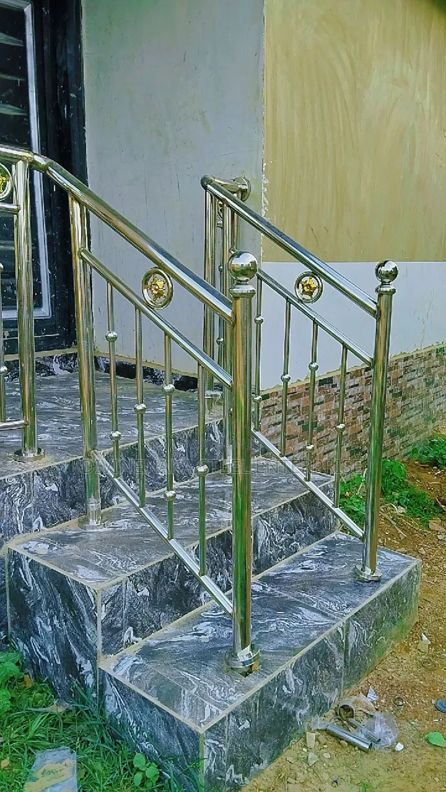 Simple Railings Design
