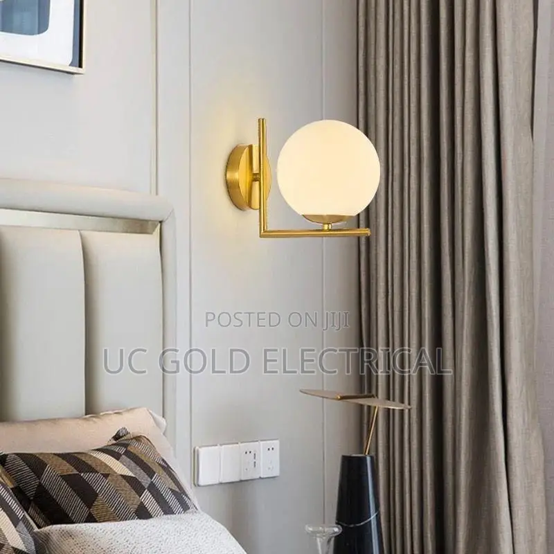 Nordic Simple Interior Round Glass Golden Wall Lamp