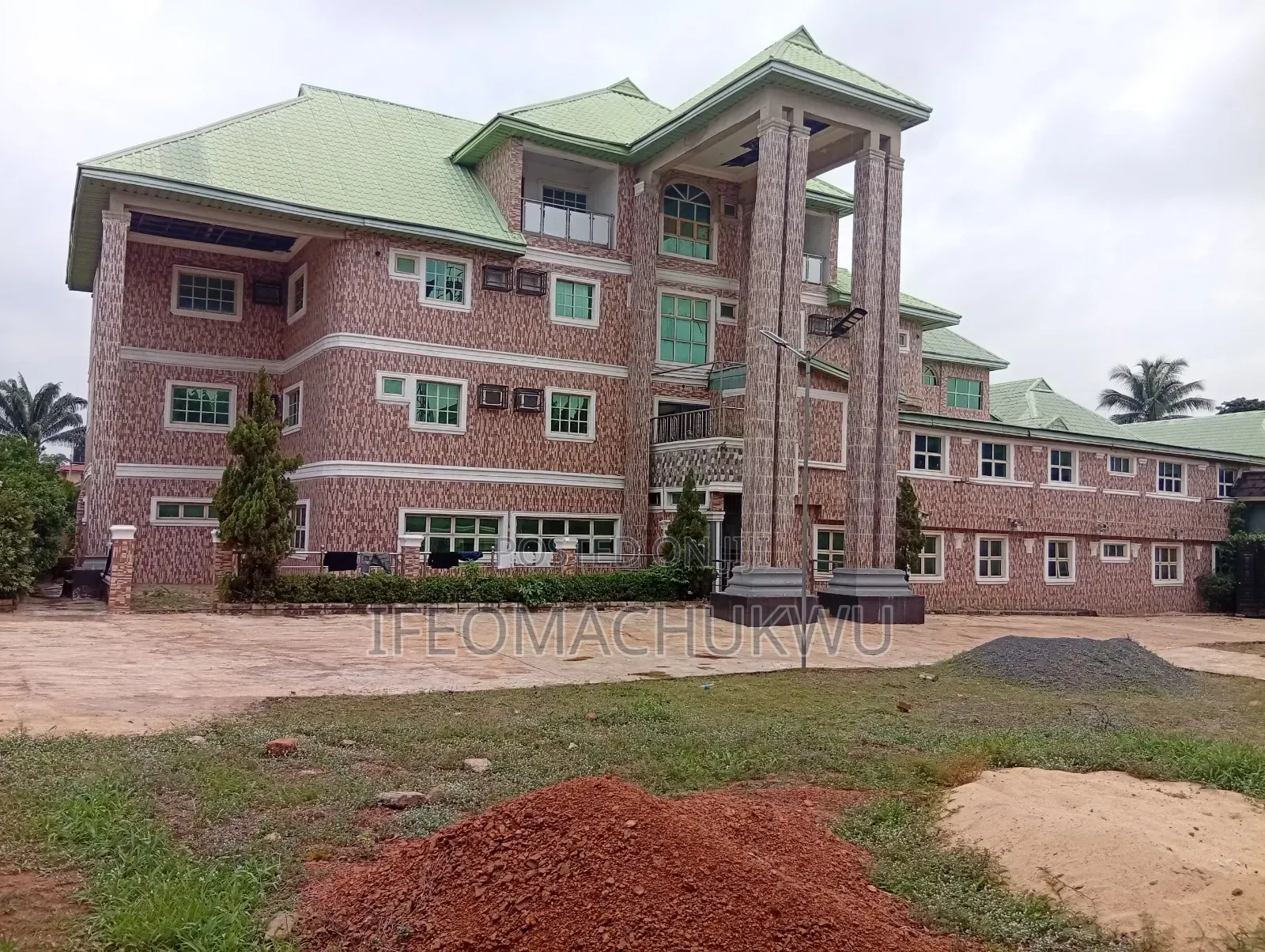 55 Rooms Hotel (5583 Sqm) at Unizik Junction Awka, Anambra