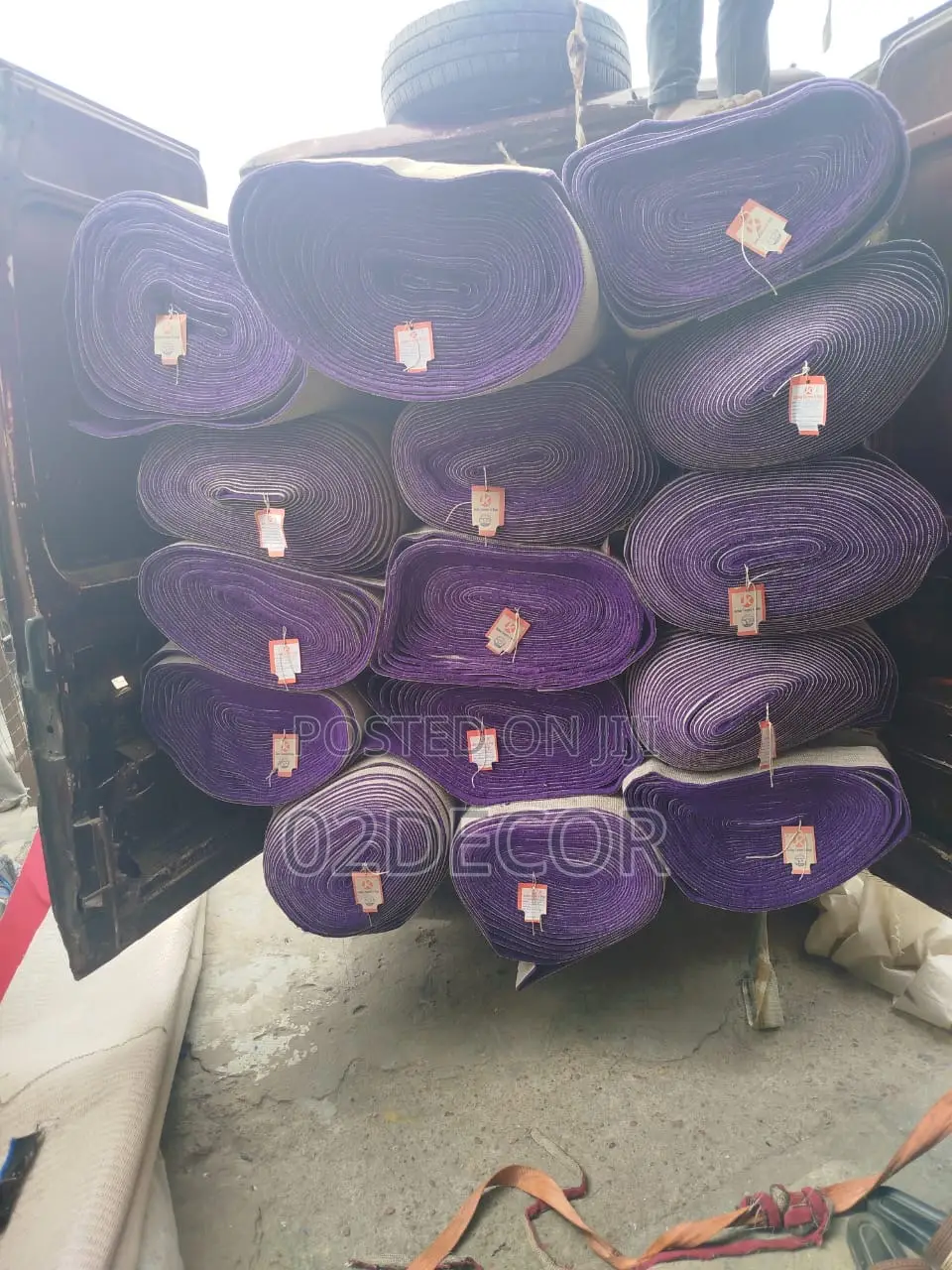 Plain Suede Purple Rugs For Office And Events