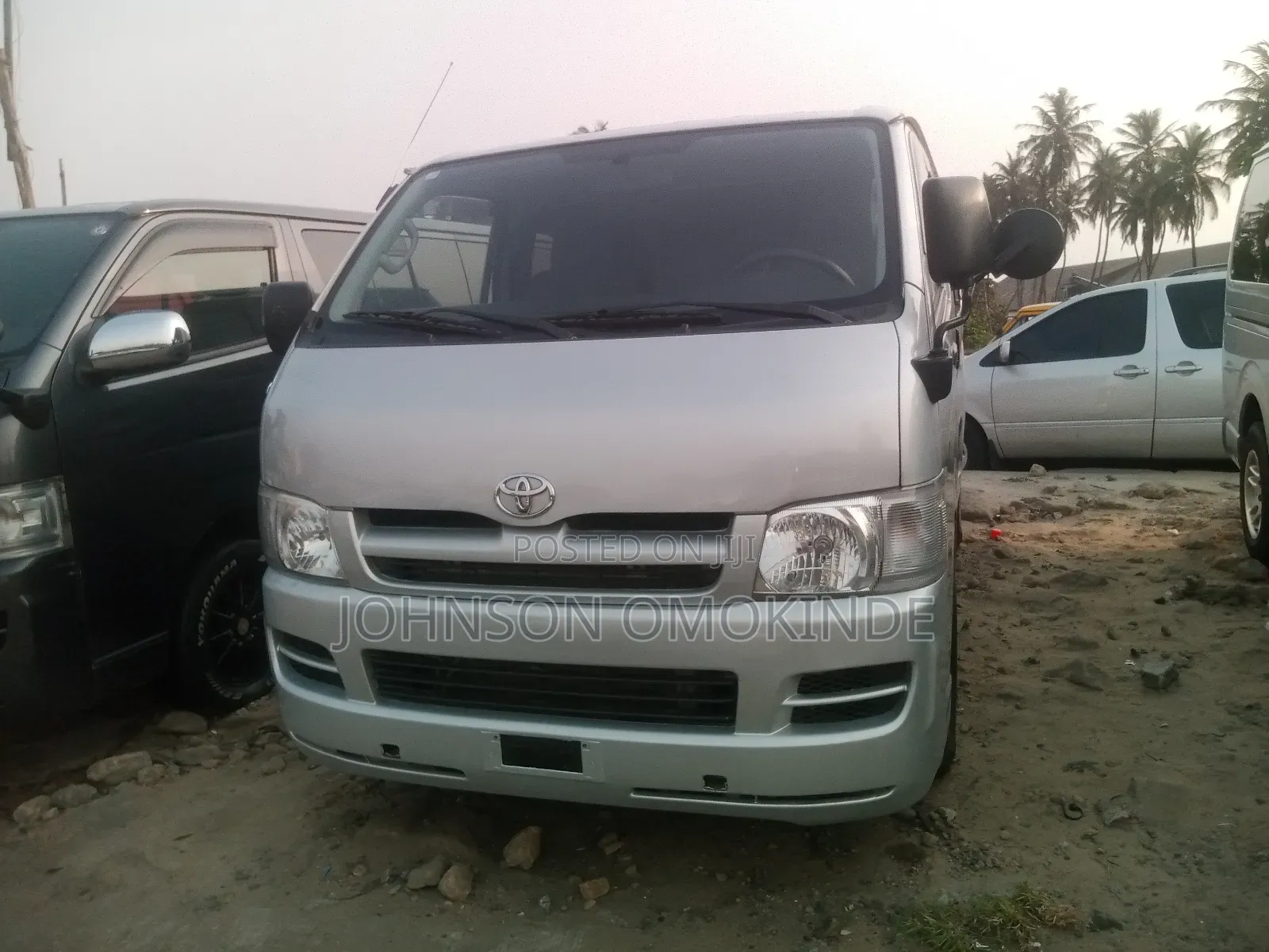 Toyota HiAce 2010 Grey