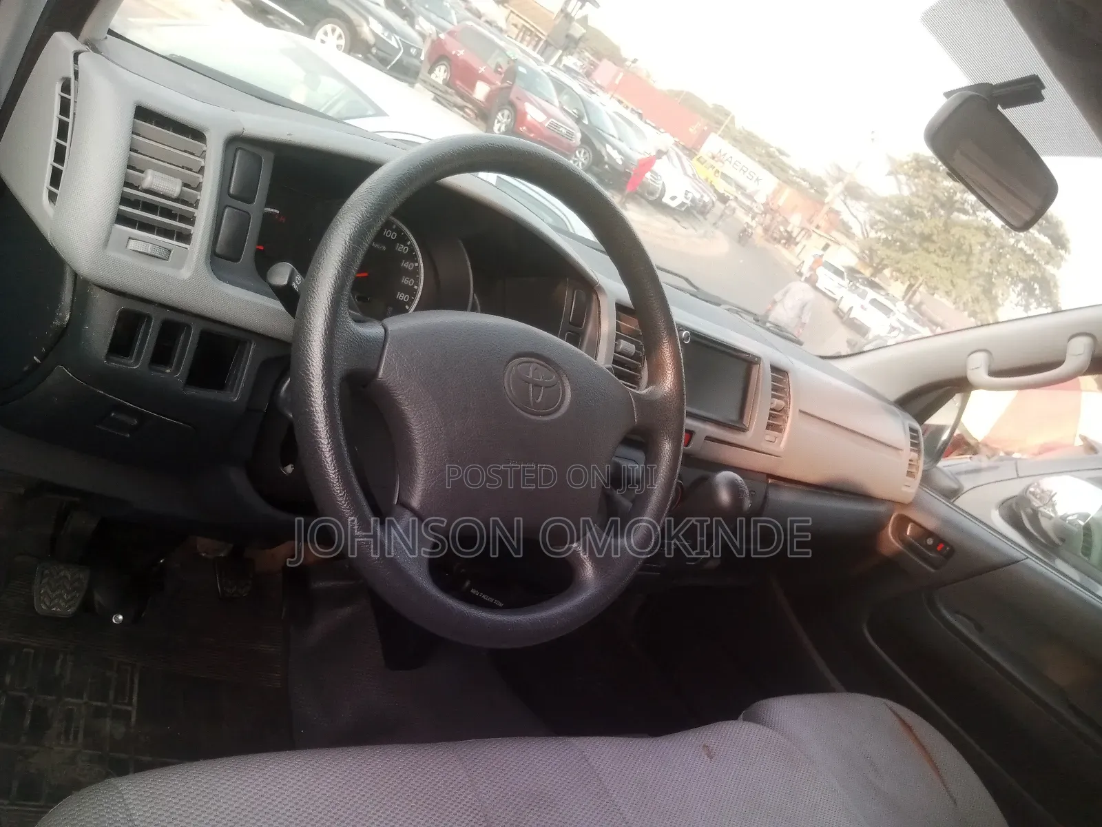 Toyota HiAce 2010 Grey