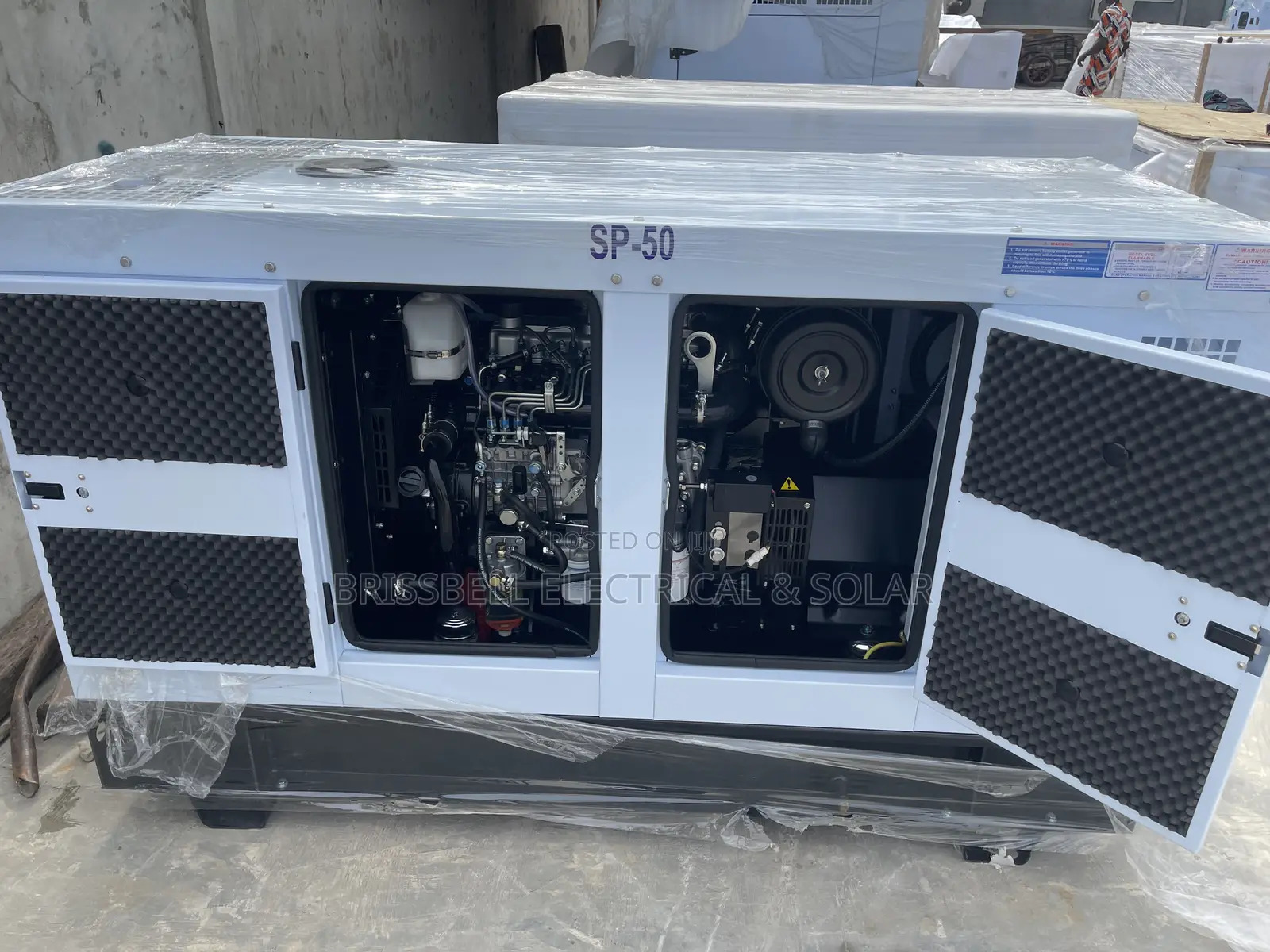 Original England Perkins Soundproof Diesel Generator 50kva