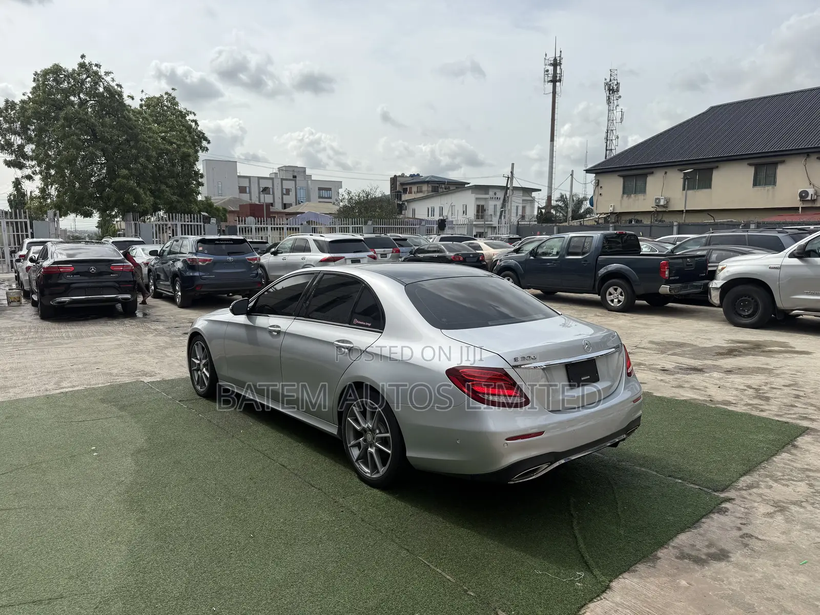 Mercedes-Benz E300 2019 Silver