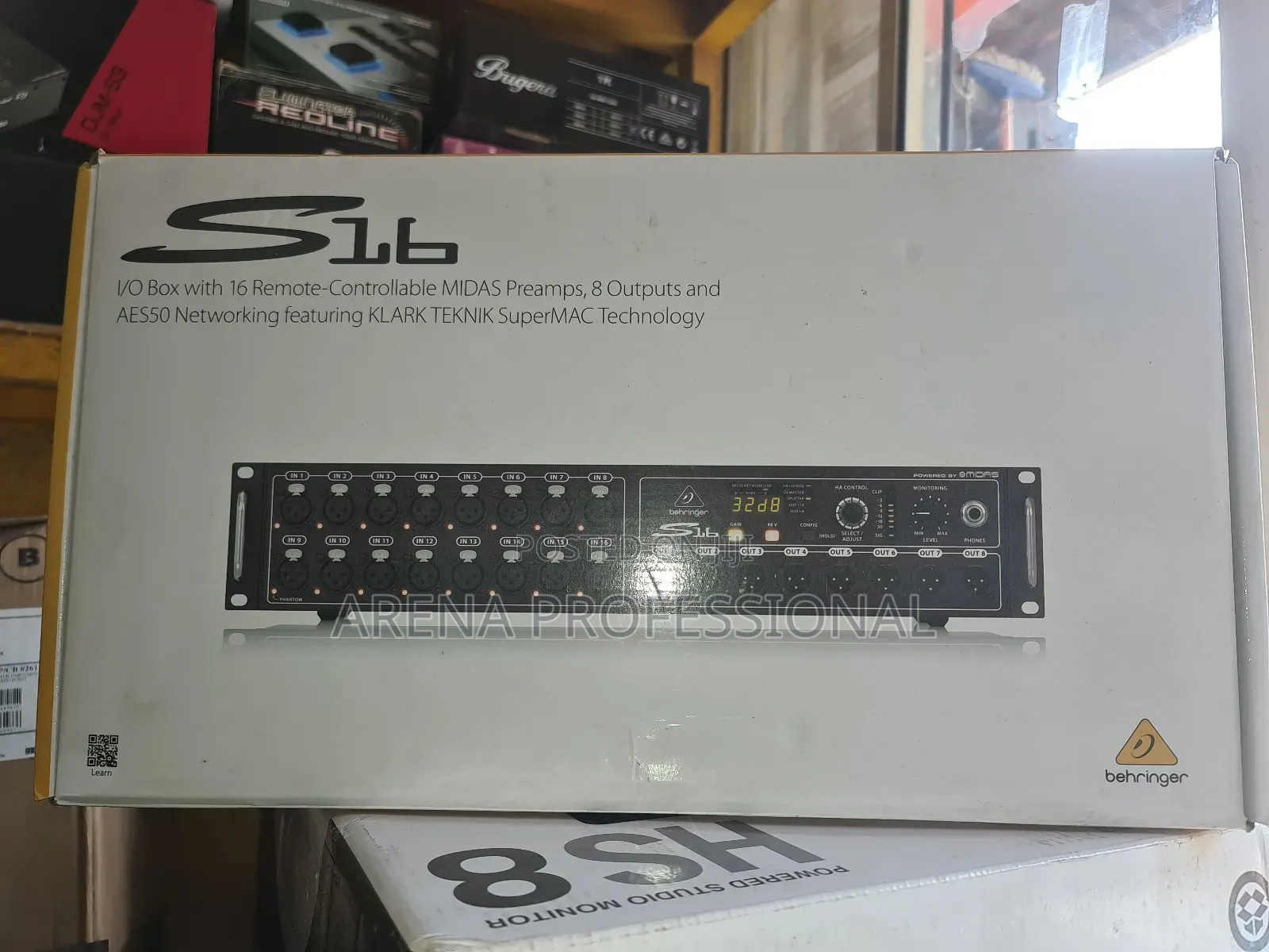 Behringer S16 Stage Box