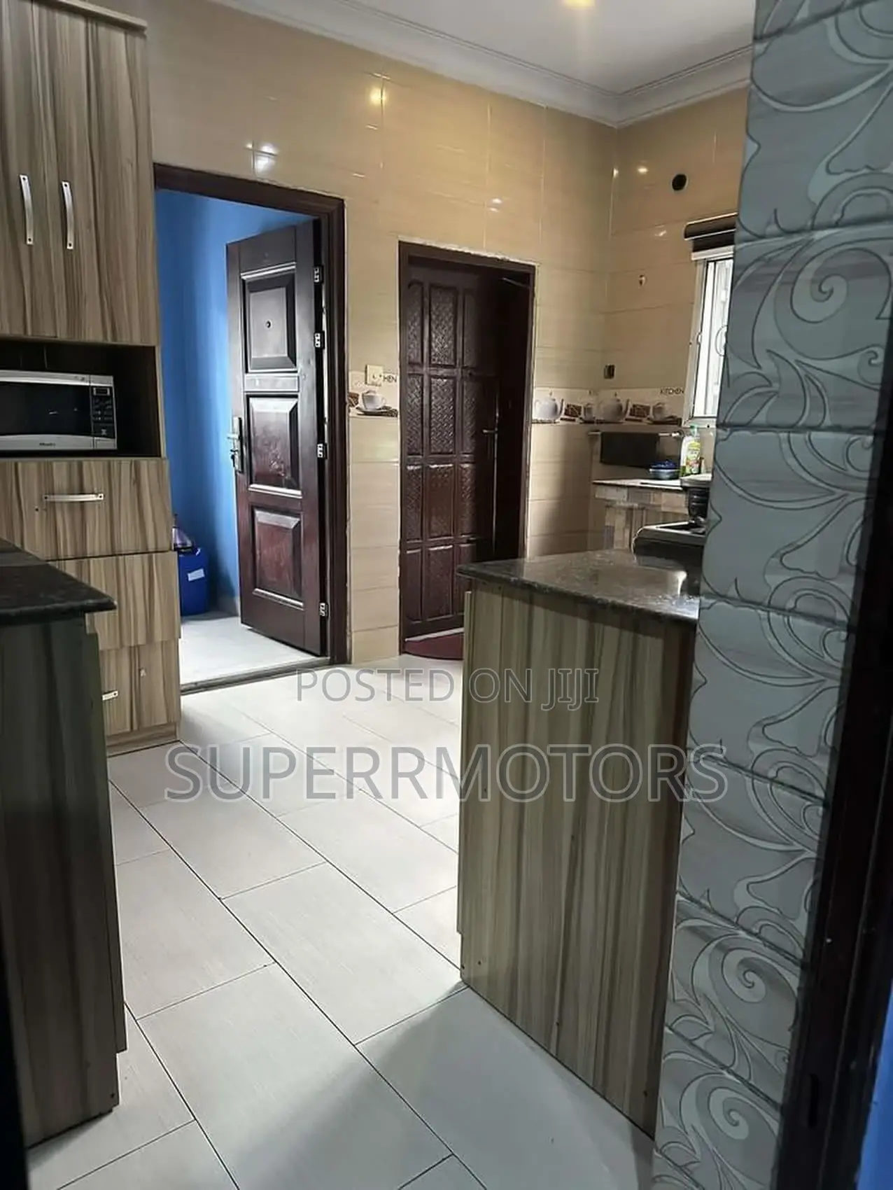 6bdrm House in Farm Road 2, Eliozu, Obio-Akpor for sale