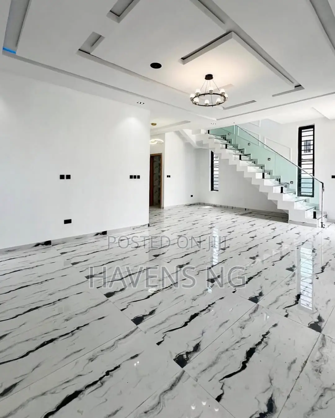 5bdrm Duplex in Ikota for sale