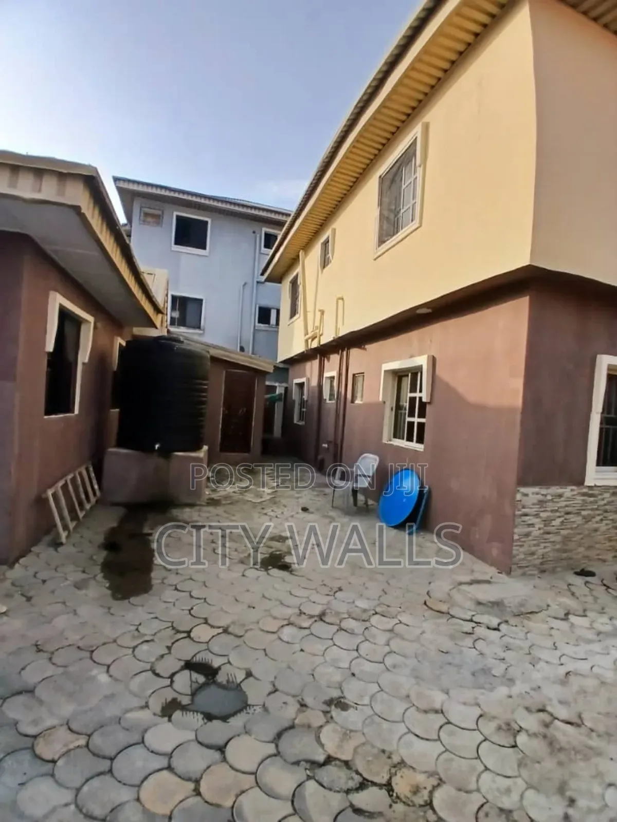 2bdrm Block of Flats in Awoyaya for rent