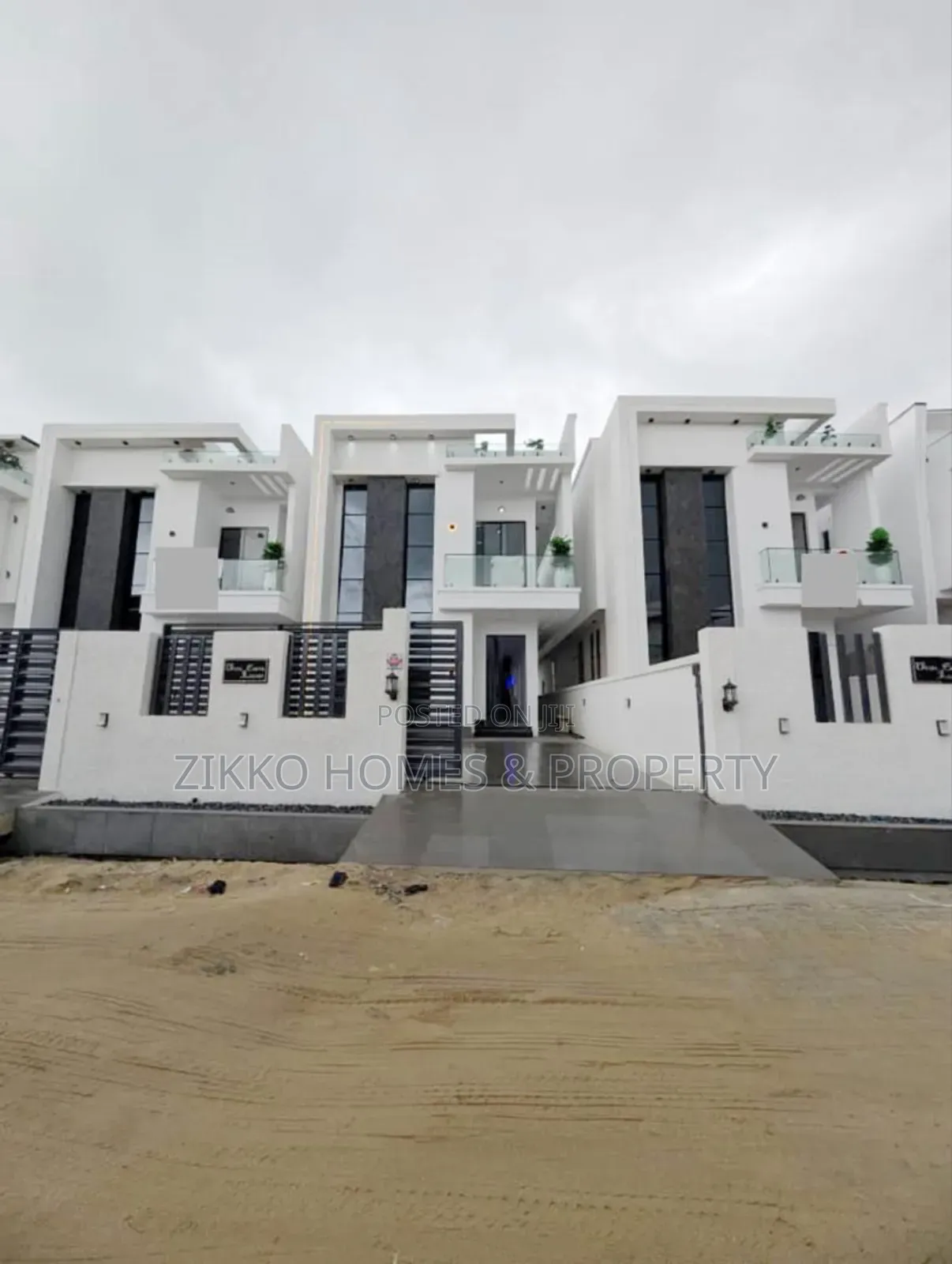 5bdrm Duplex in Ajah Lekki for sale