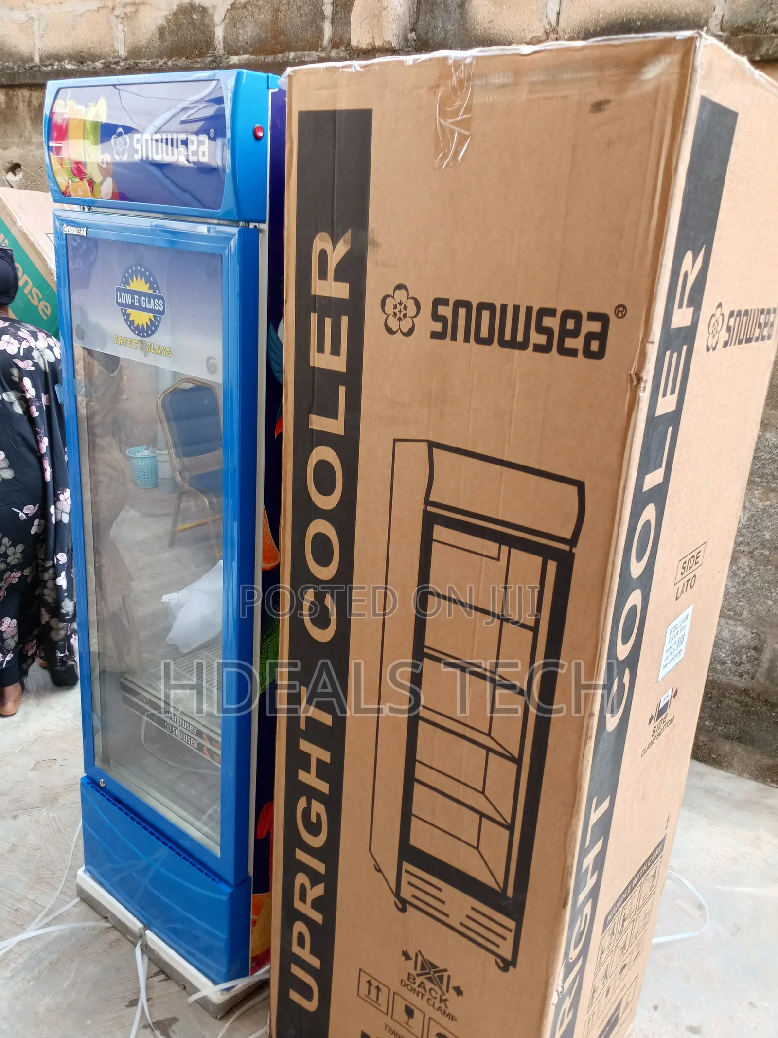 Modern Upright Fridge - Snowsea Lc-400w for Any Space