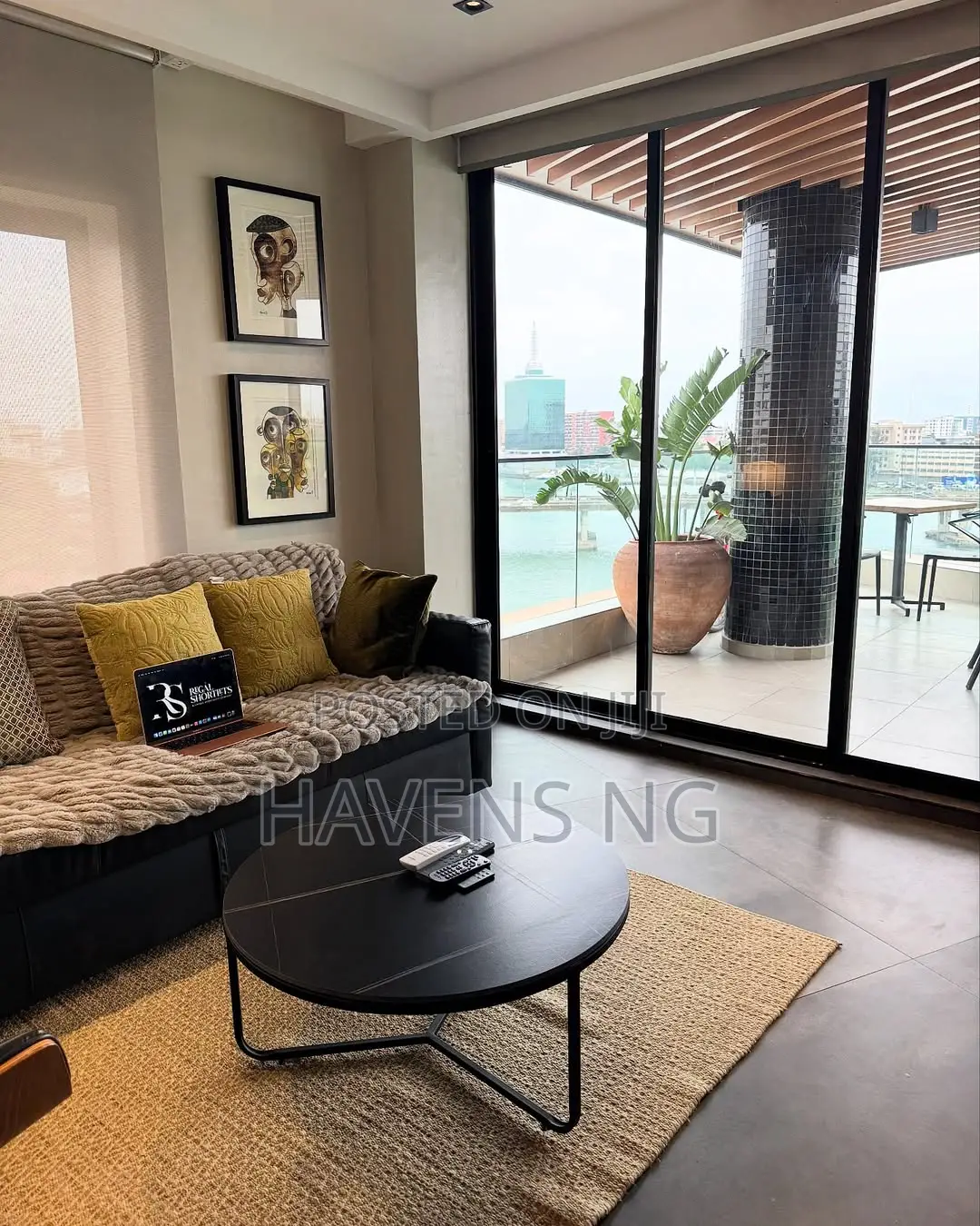 1 Bedroom Apartment With City Sea View