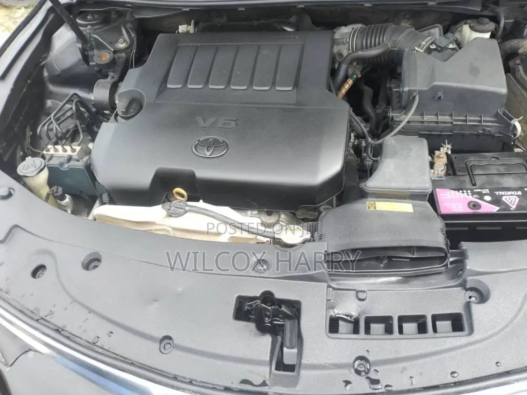 Toyota Avalon XLE Sedar FWD (3.5L 6cyl 6A) 2013 Black