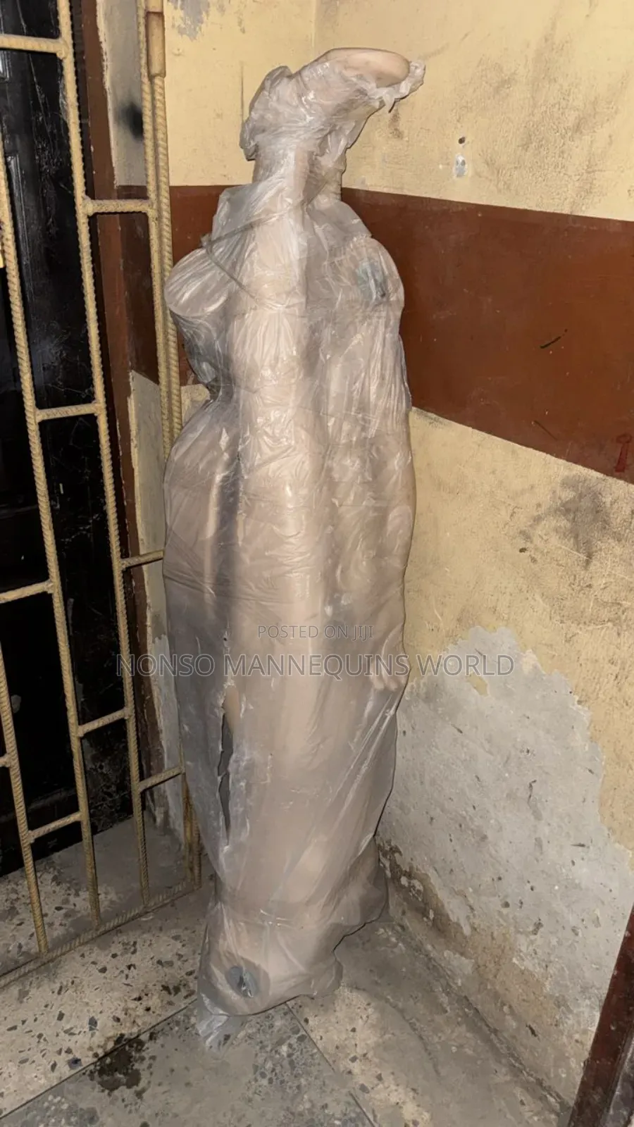 Full Male Plastic Mannequin With Detachable Head And Hands