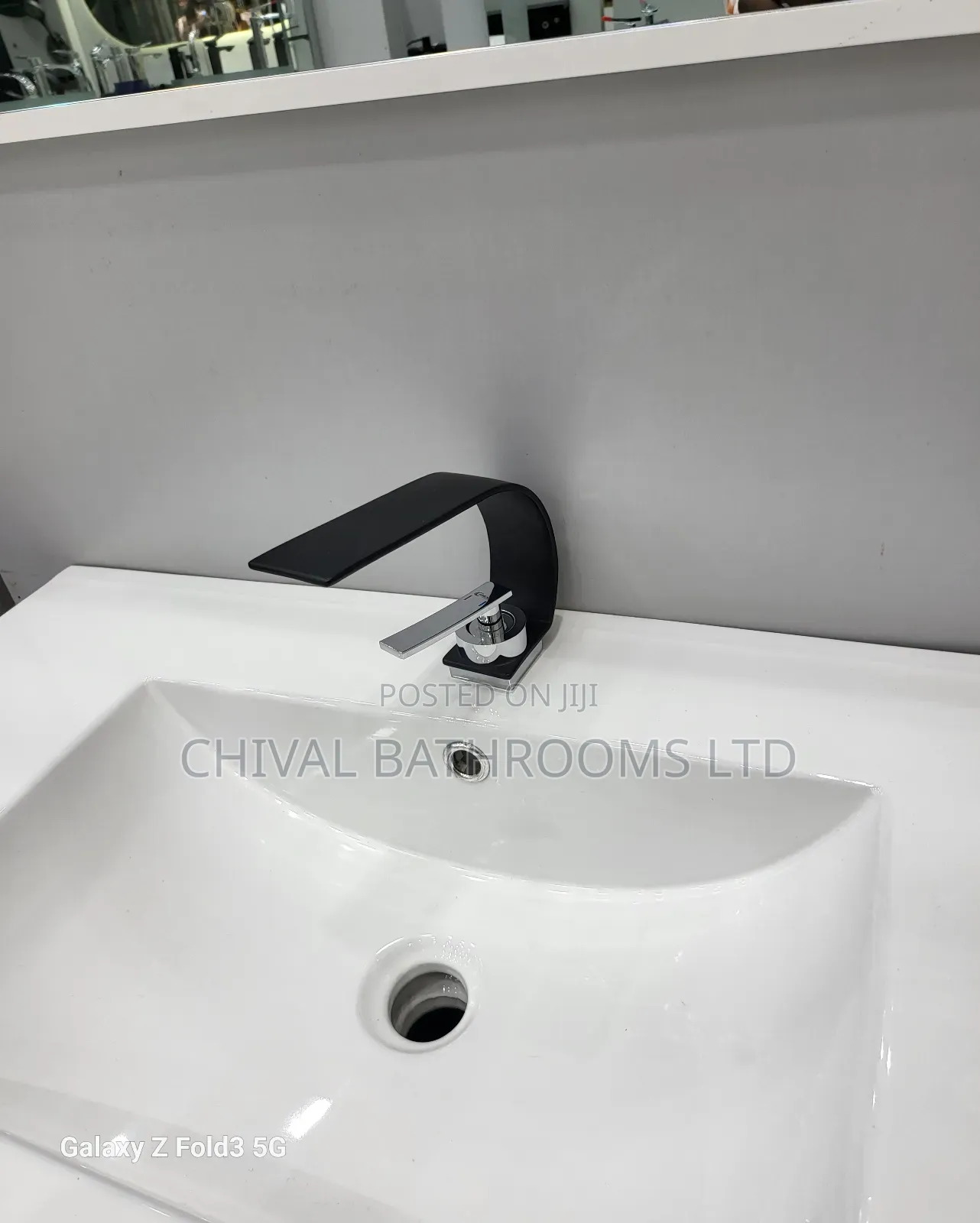 Bbasin Mixer Black and Chrome