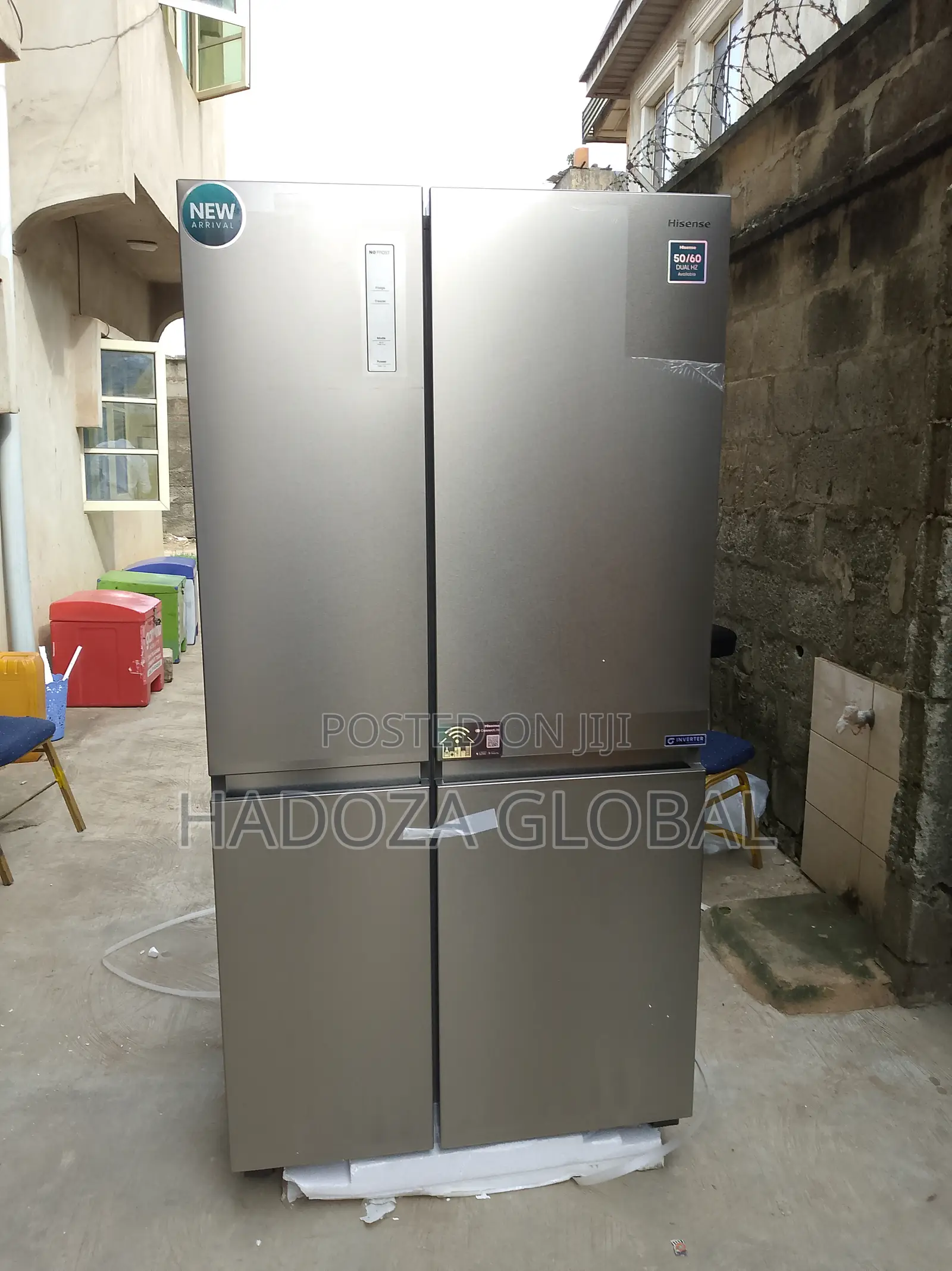 Side-by-side Hisense Rs-87ws Refrigerator 634 Litres
