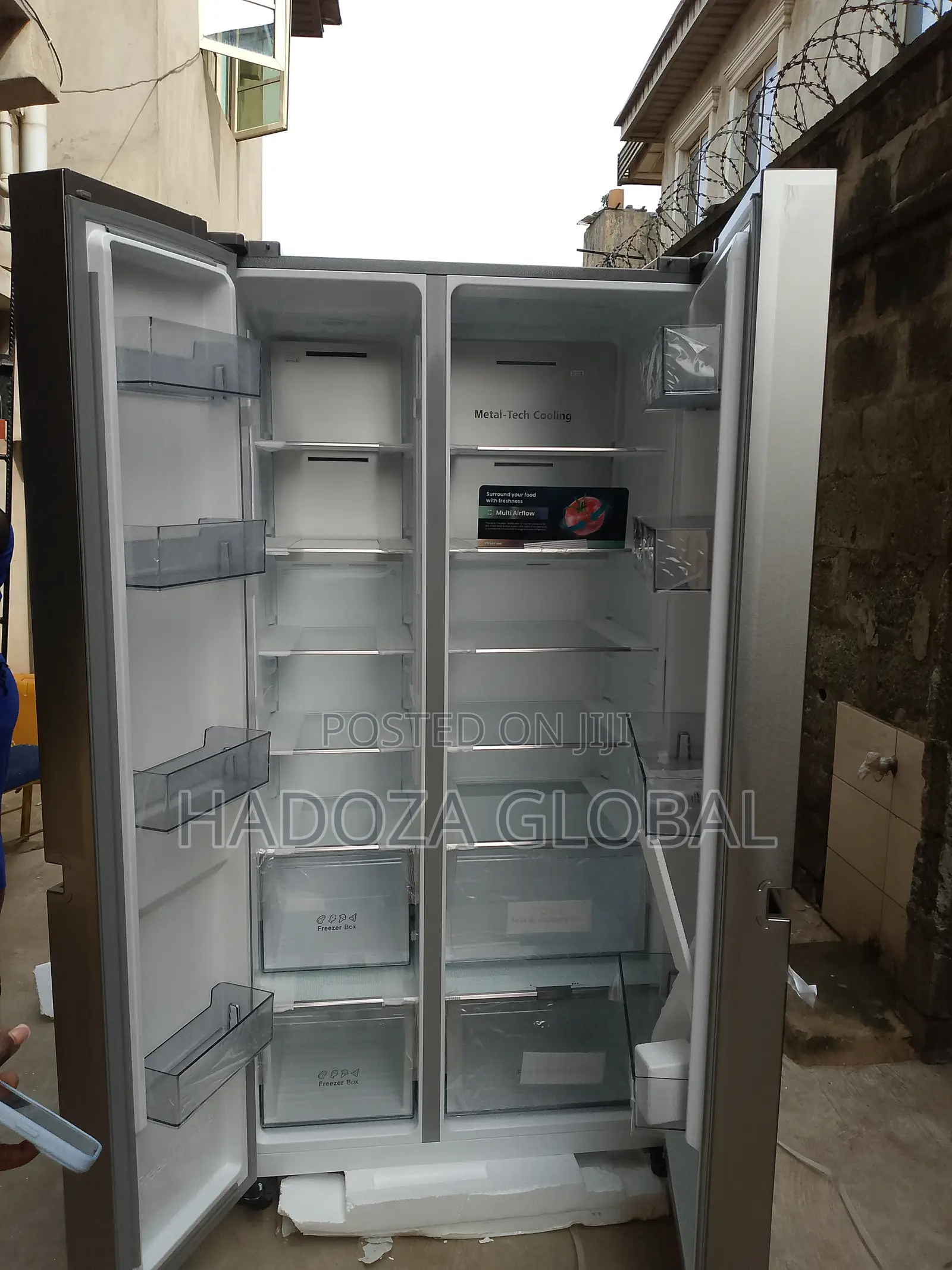 Spacious Hisense Side-by-side Refrigerator