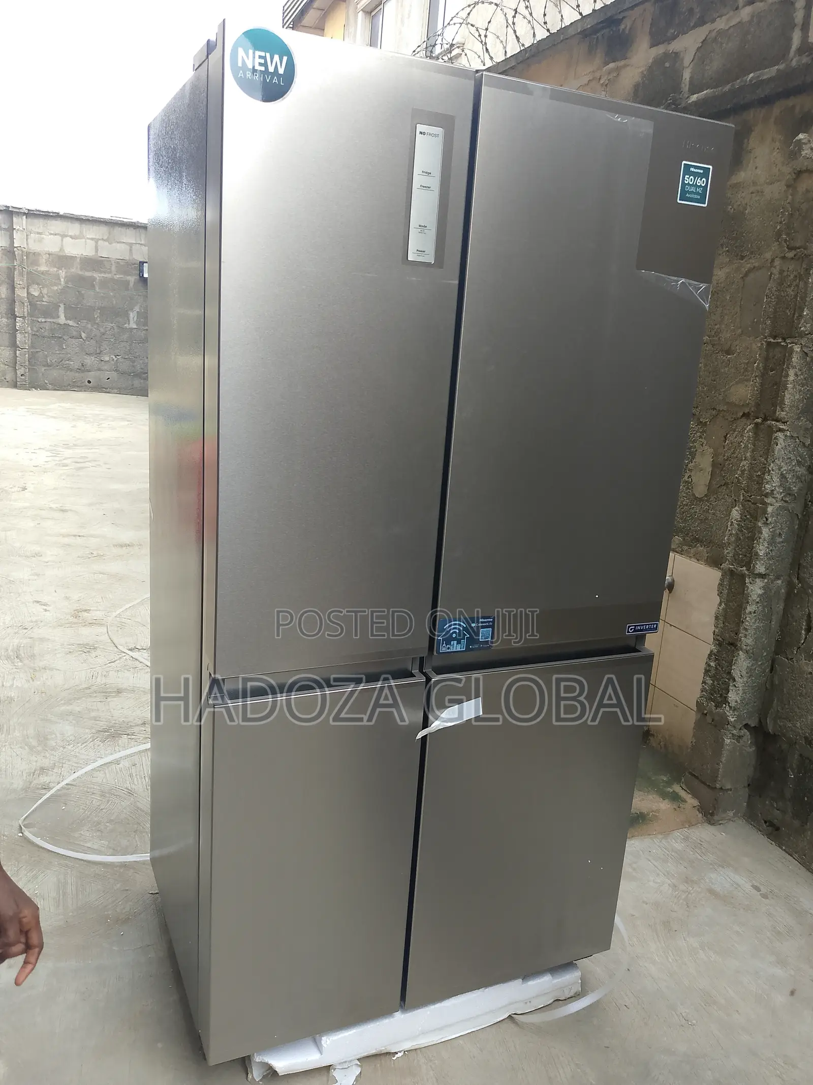 Hisense Dual Compartment Refrigerator 634 L - Rs-87ws