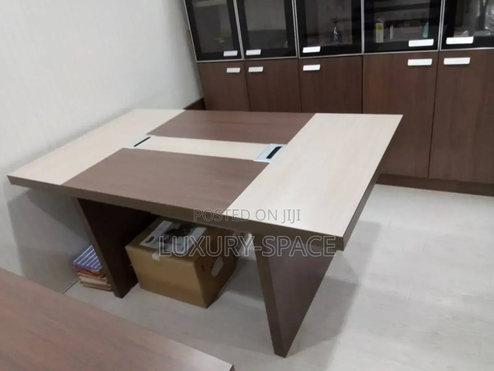 6 Seaters Conference Table