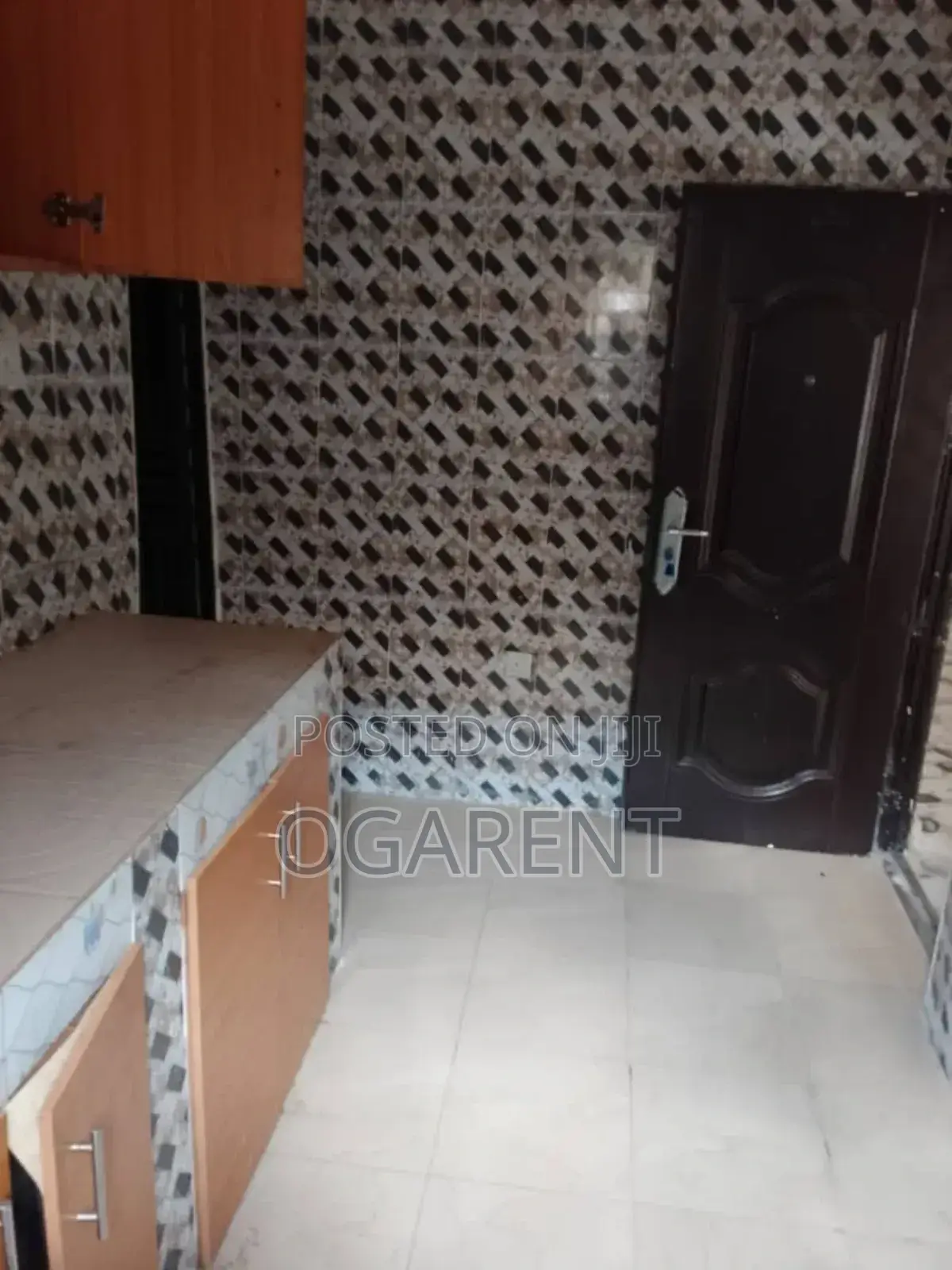 3bdrm Apartment in Benin City for rent