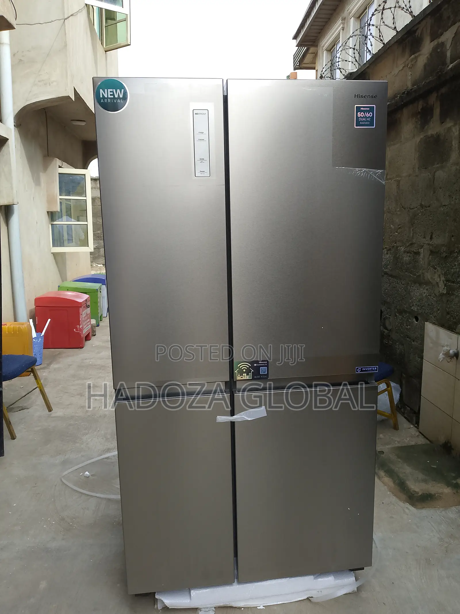 Modern Hisense Dual Compartment Refrigerator 634 L