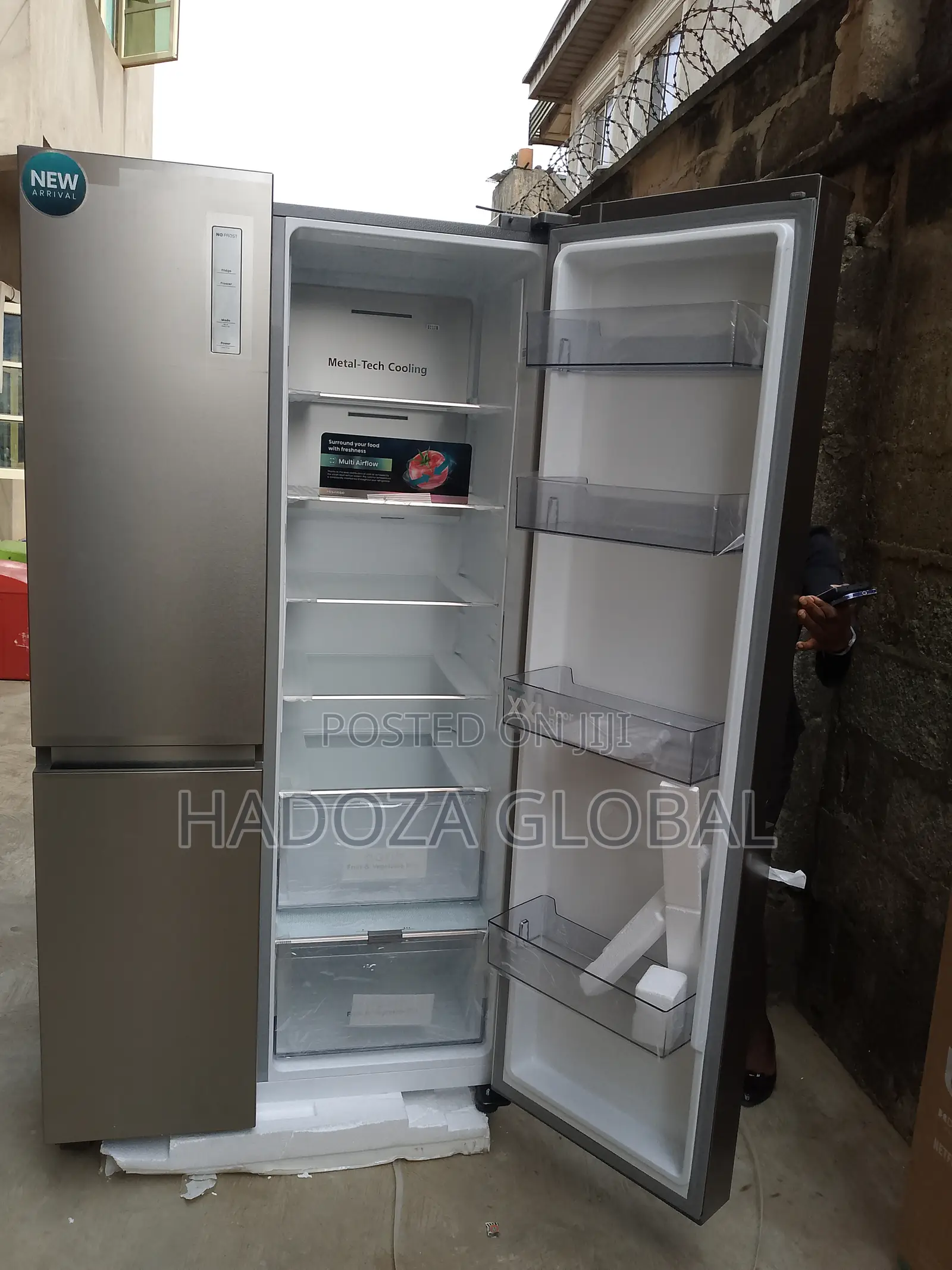 Hisense Smart Refrigerator With Side-by-side Doors - 634 L
