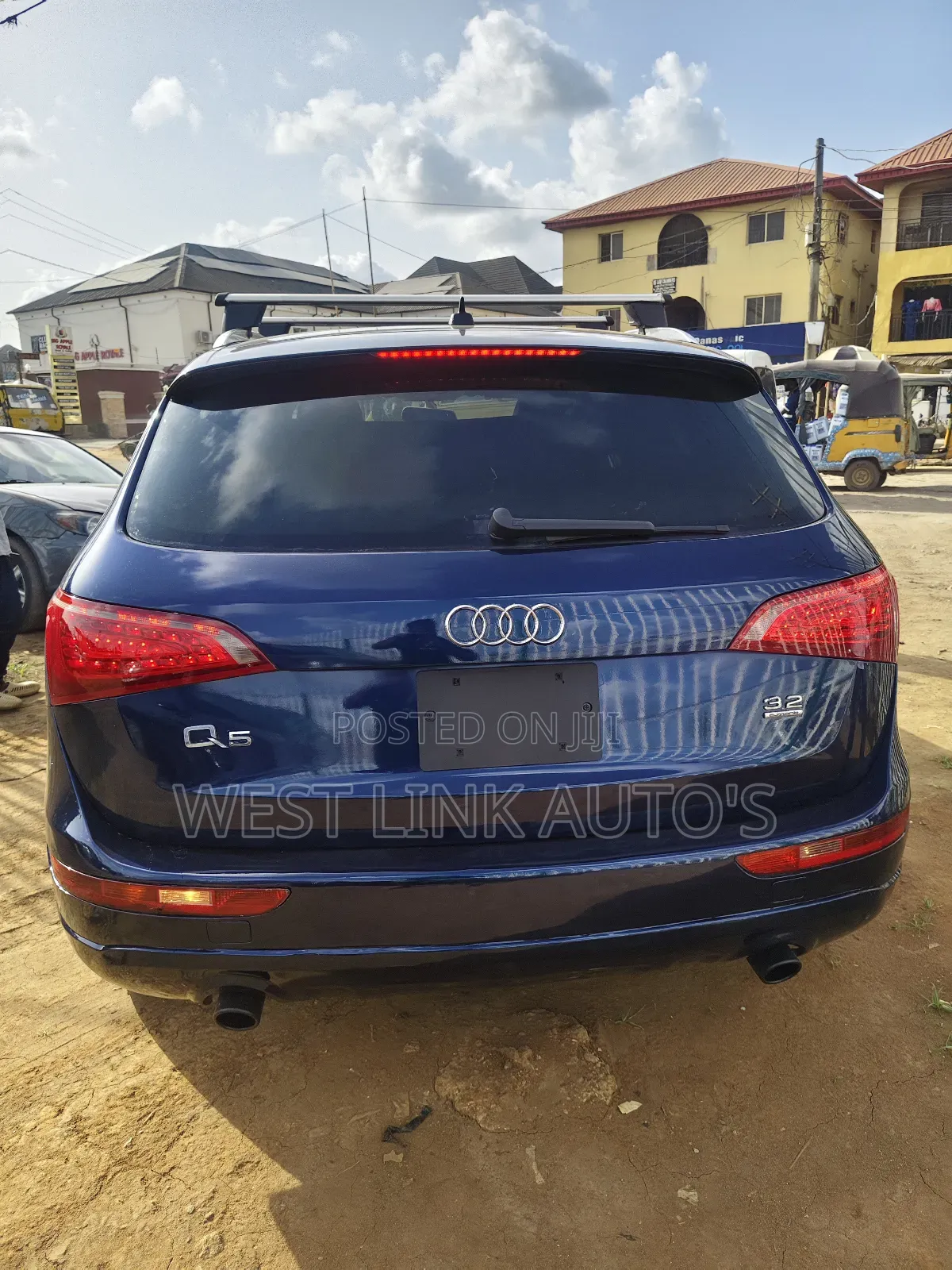Audi Q5 2.0T Premium AWD quattro 2013 Blue