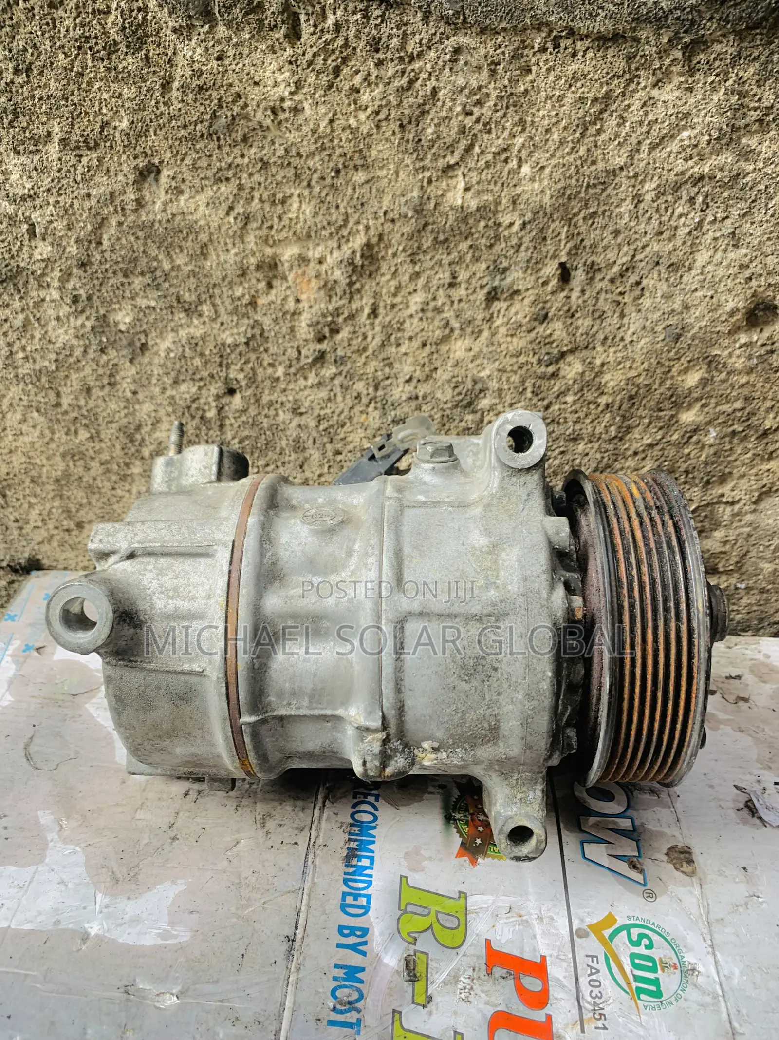 Infiniti Q50 2017 a/C Compressor