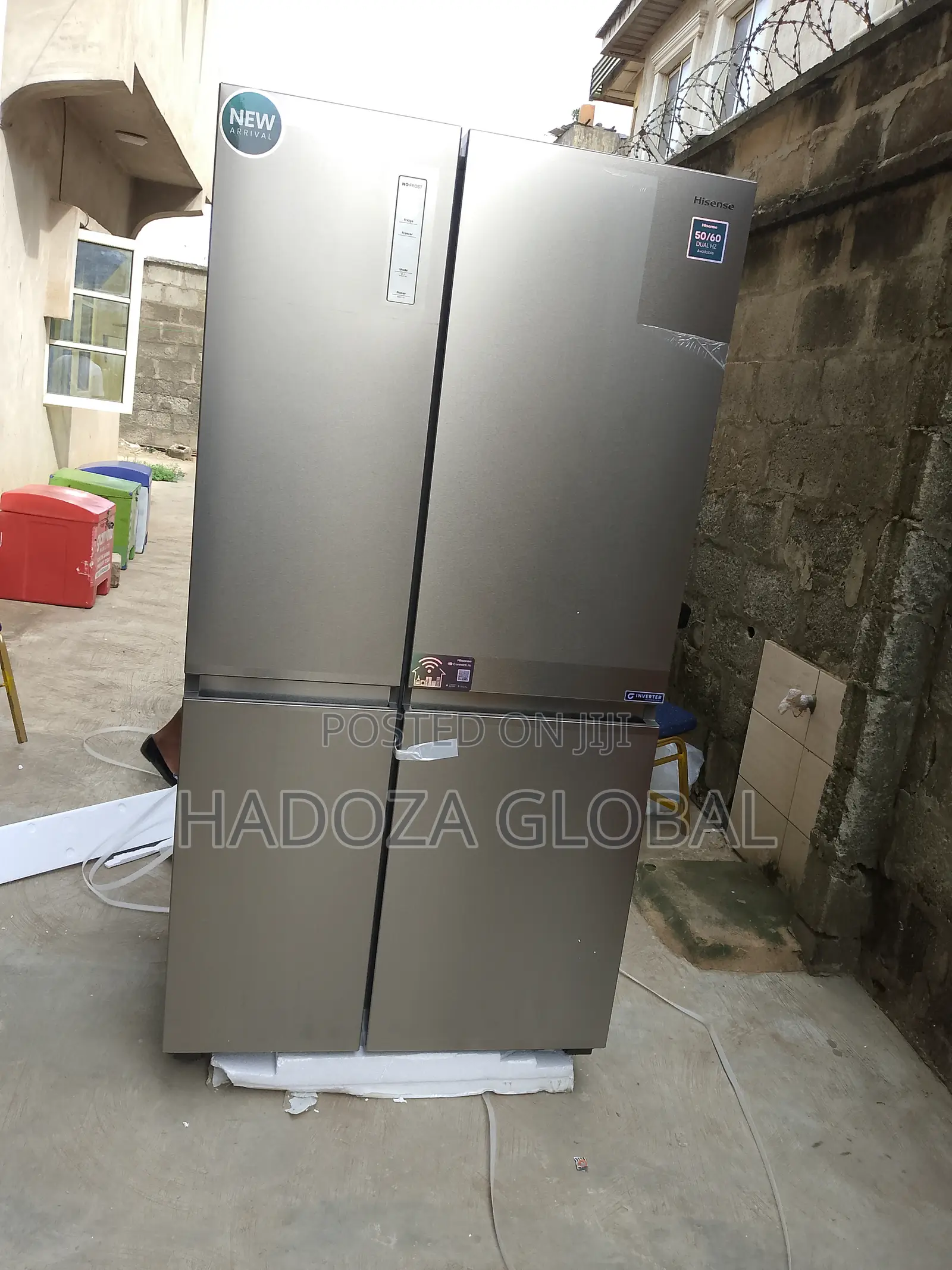 Large Capacity Hisense Refrigerator - Side By Side Doors