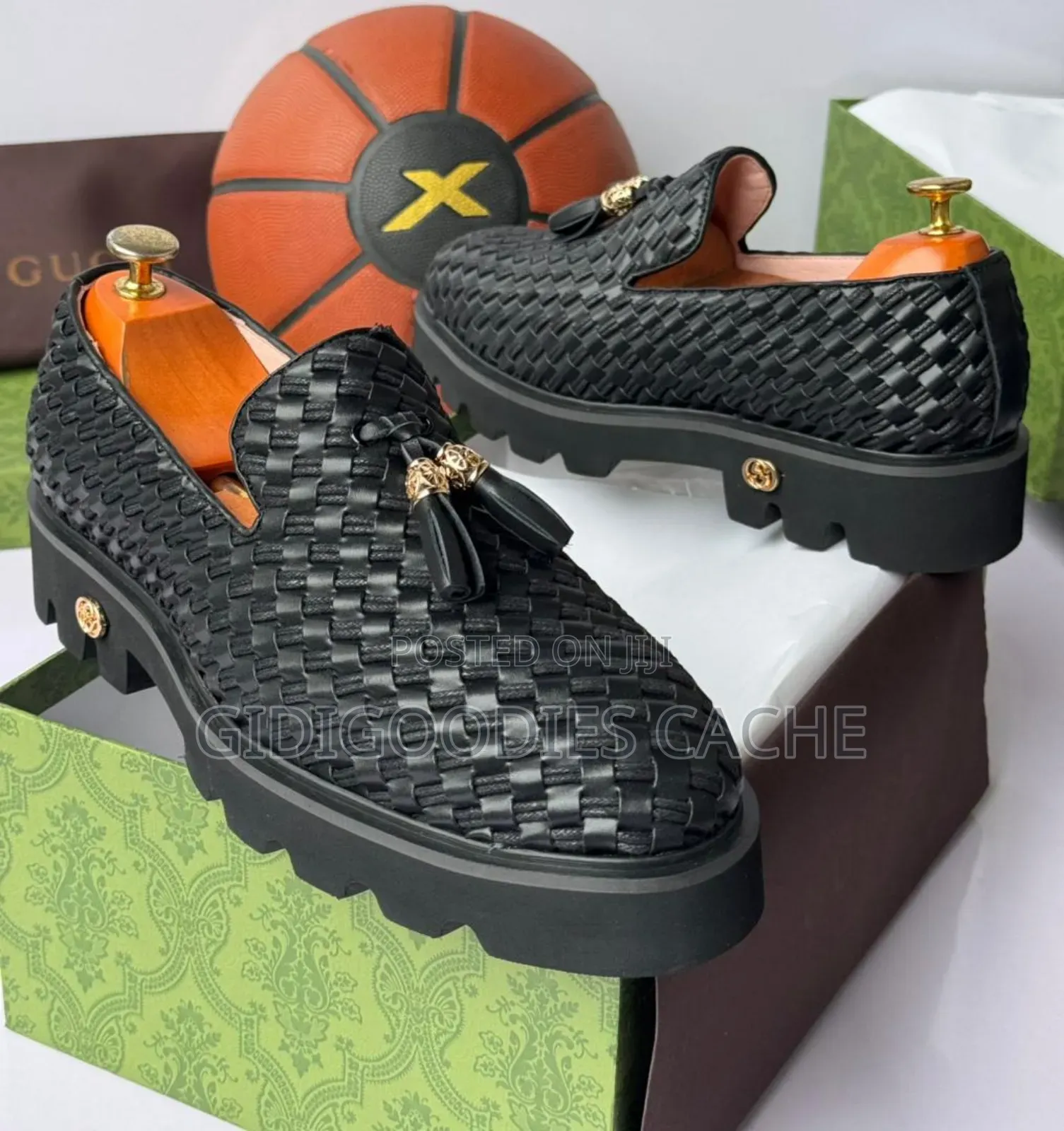 Gucci Tassel Dress Shoes