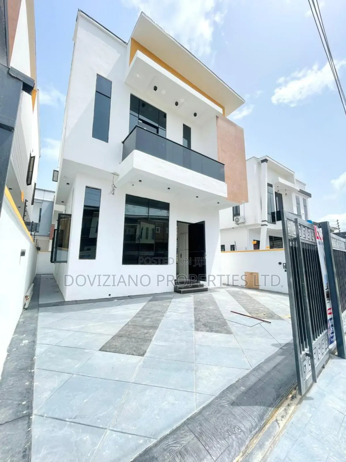 4bdrm Duplex in Ajah for sale
