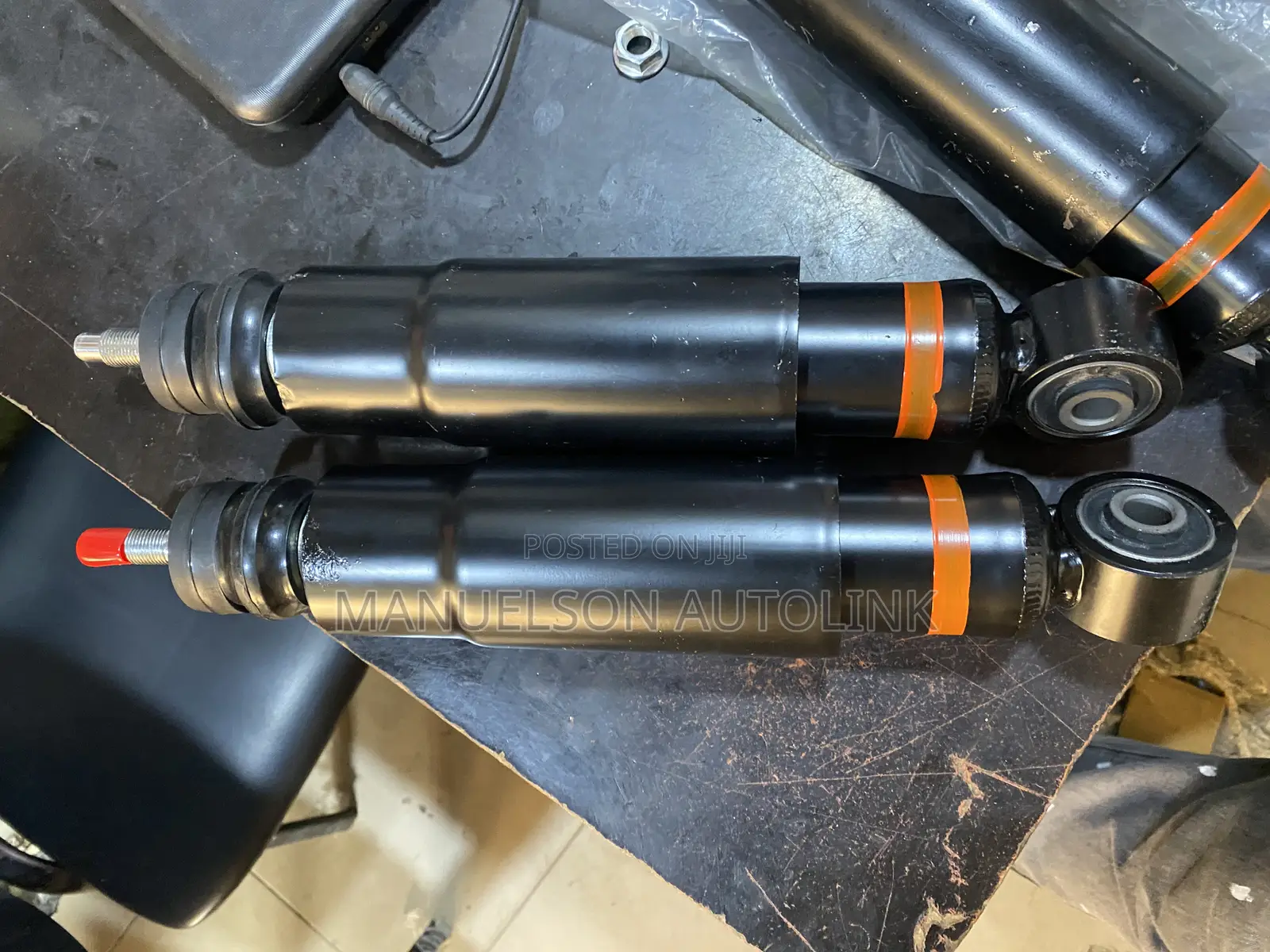 Shock Absorber for Lexus Lx470,Lx570, Toyota Land Cruiser