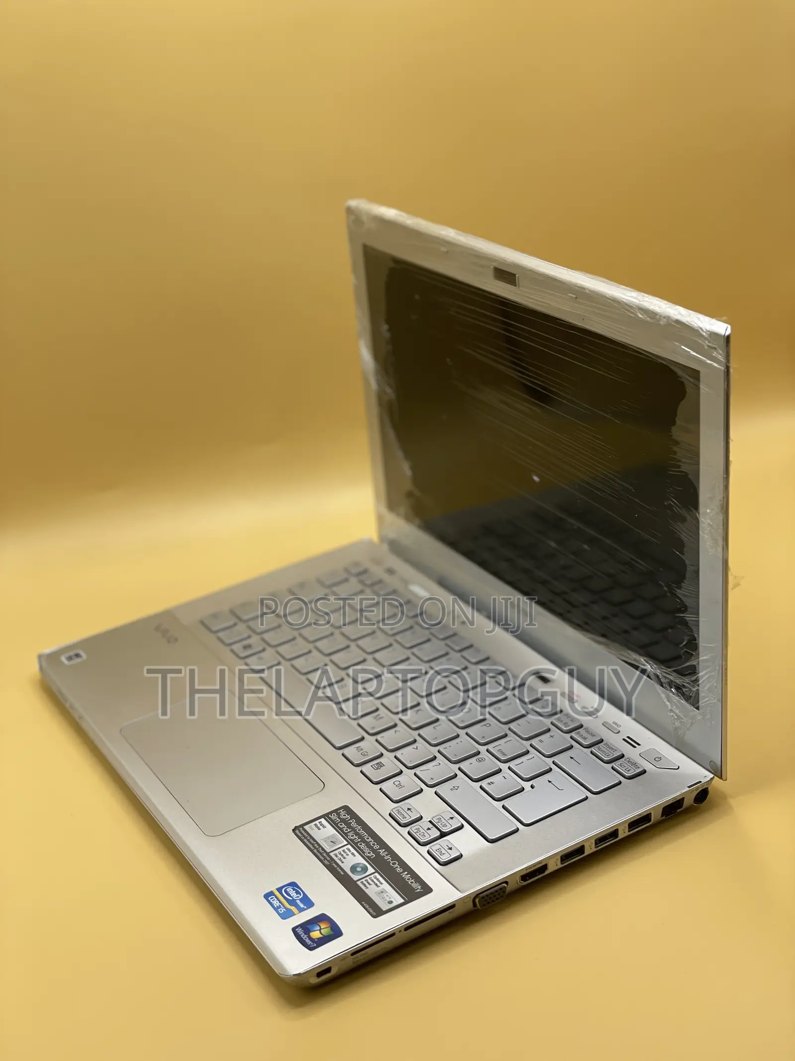 Laptop Sony VAIO SVS13112EN 8GB Intel Core I5 HDD 500GB