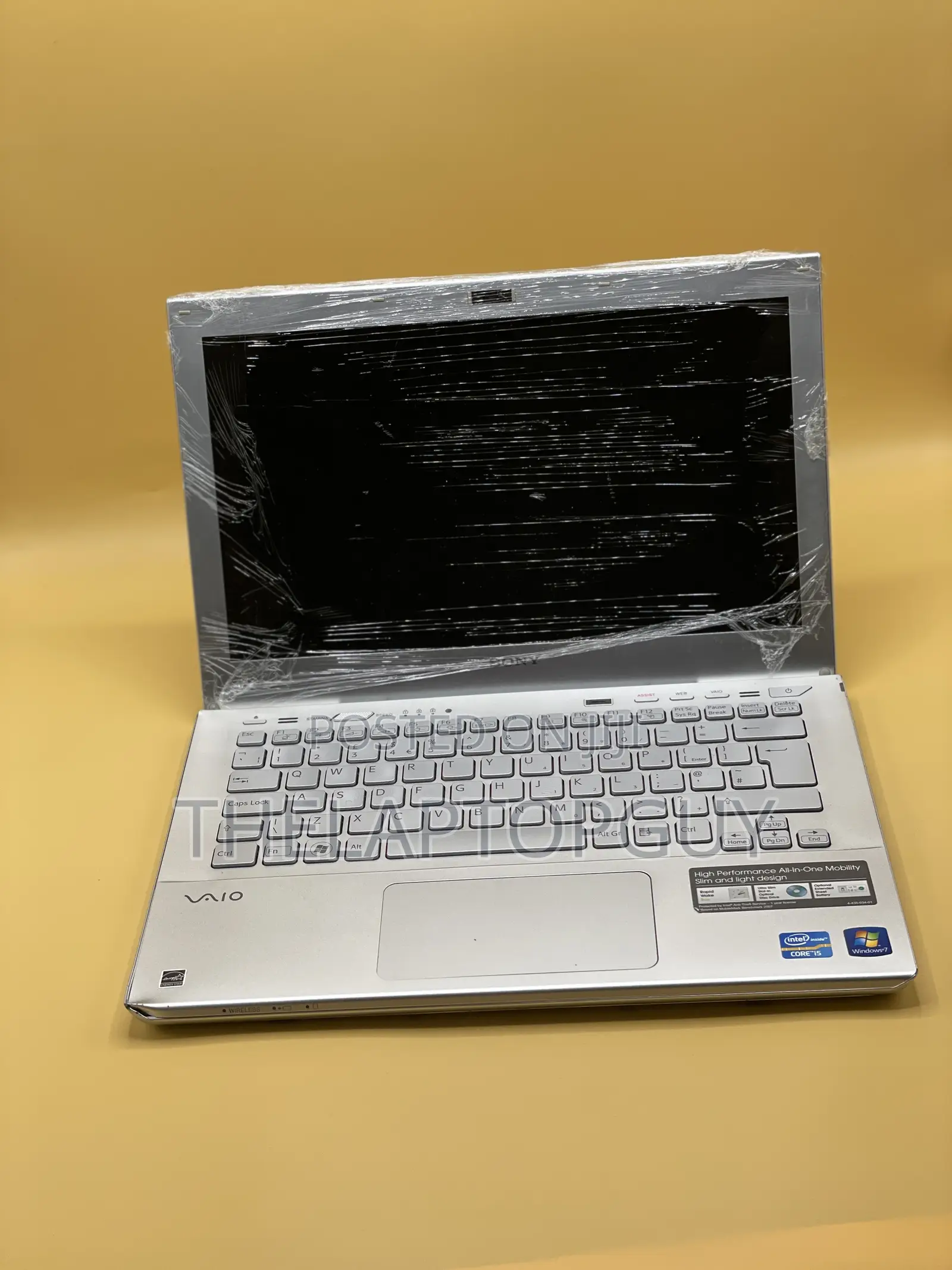 Laptop Sony VAIO SVS13112EN 8GB Intel Core I5 HDD 500GB