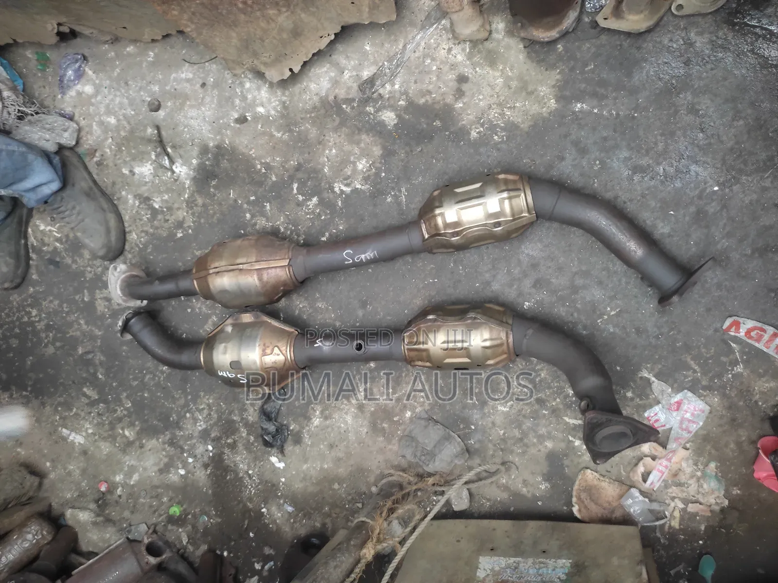 Complete Follow Come Catalyst for Land Cruiser 2015 Model