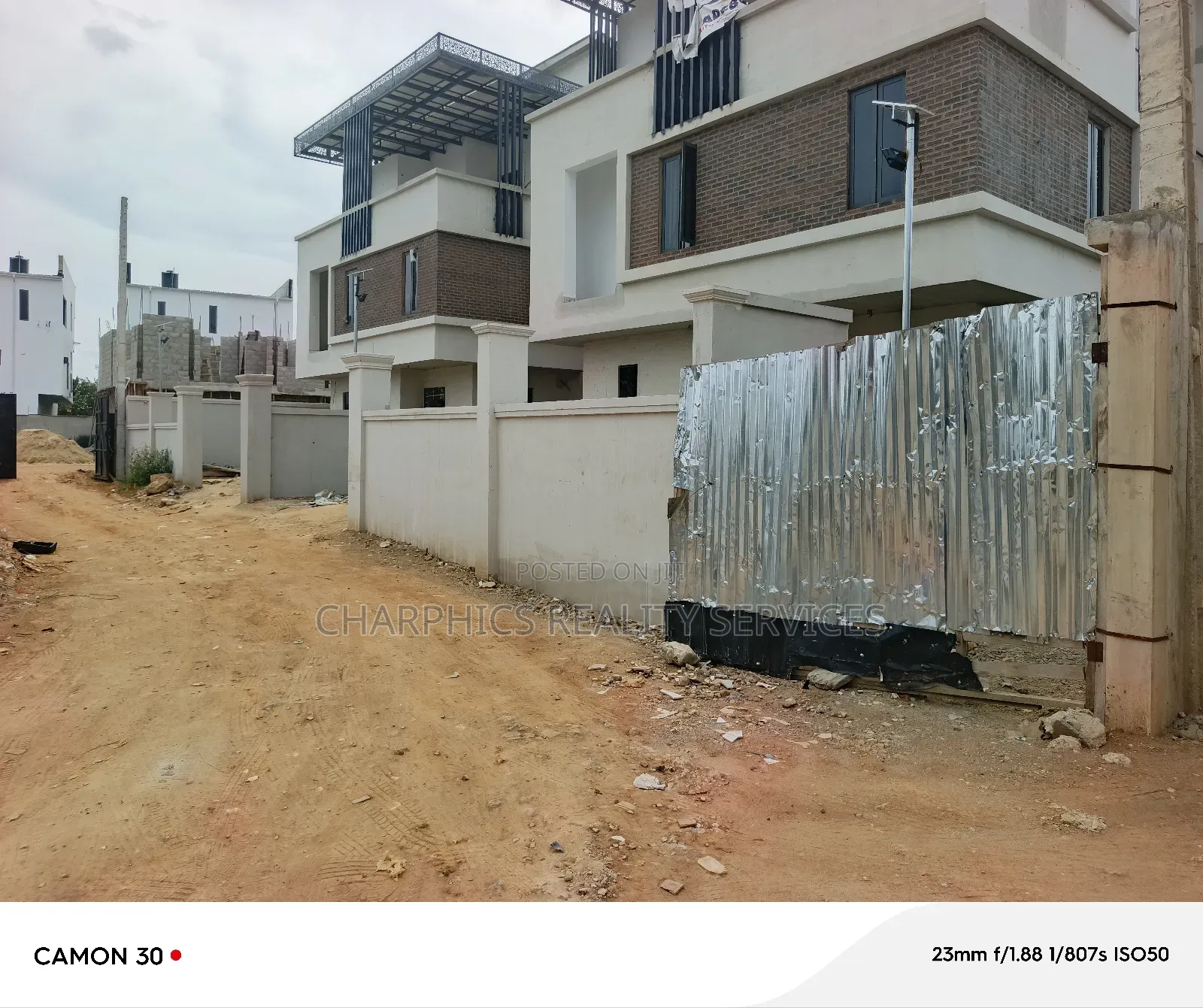 5bdrm Duplex in Ikeja GRA for sale