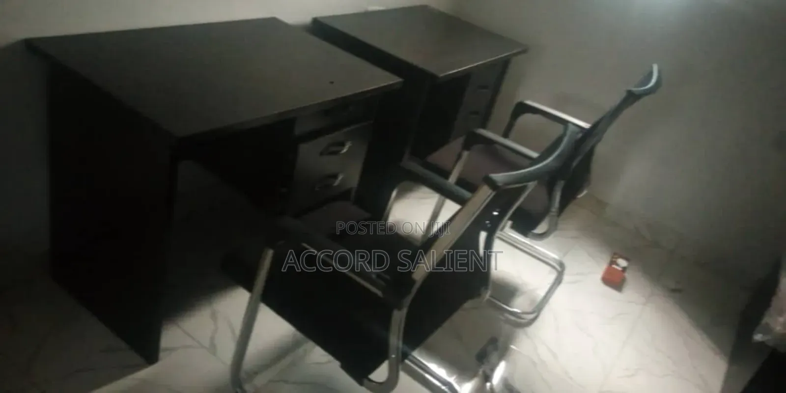 Office Chair and Office Table