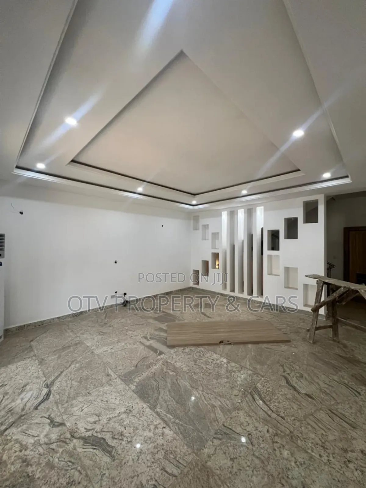 Furnished 4bdrm Townhouse / Terrace in Katampe Extension for rent