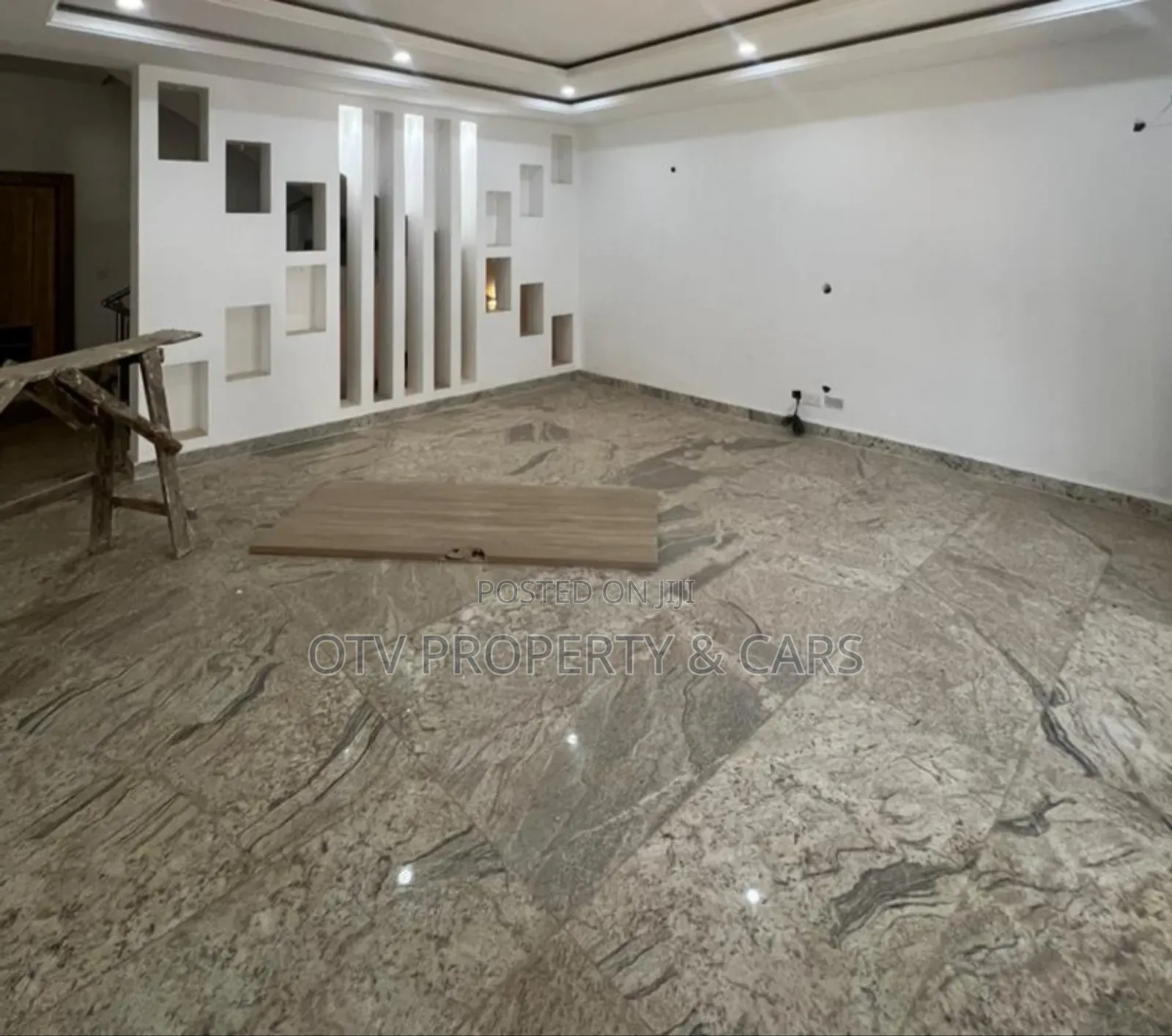 Furnished 4bdrm Townhouse / Terrace in Katampe Extension for rent