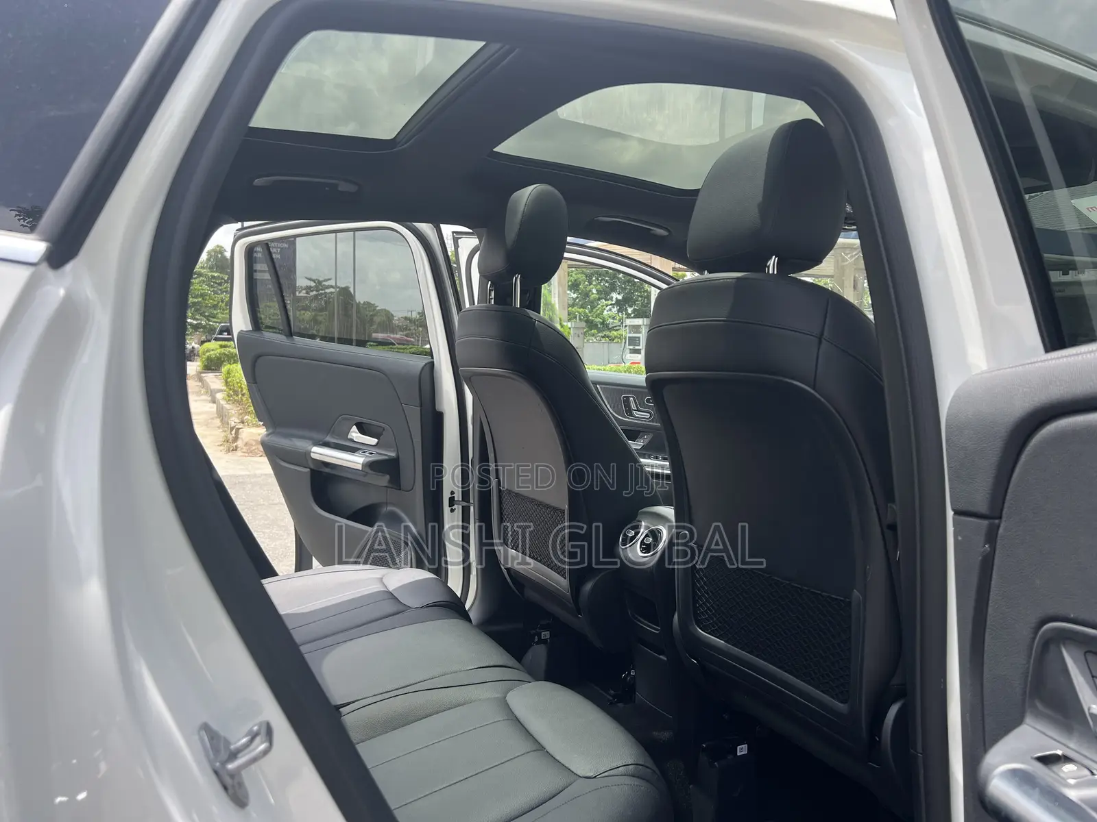 Mercedes-Benz GLA 250 2021 White