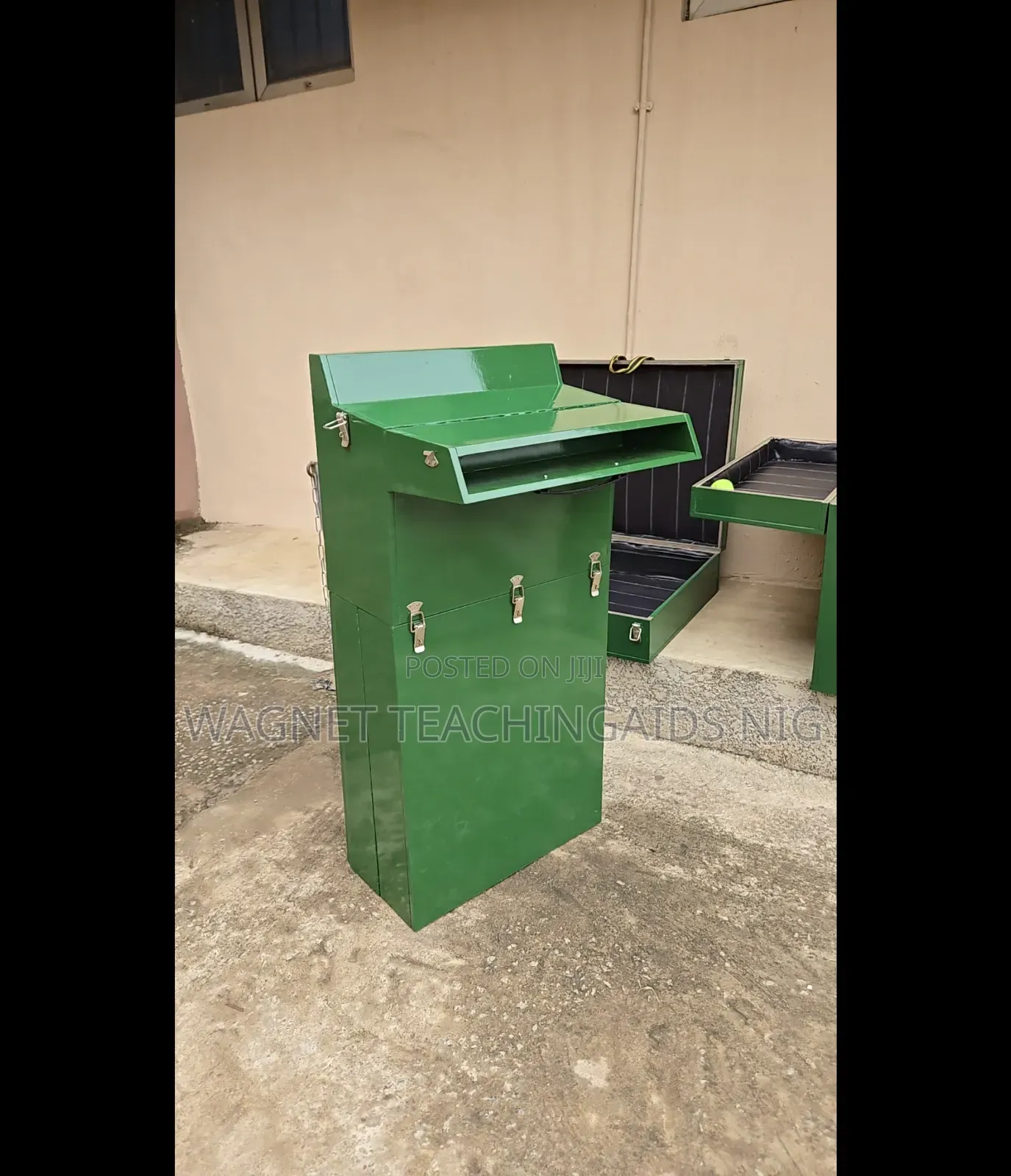 Executive Foldable Wooden Presidential Podium