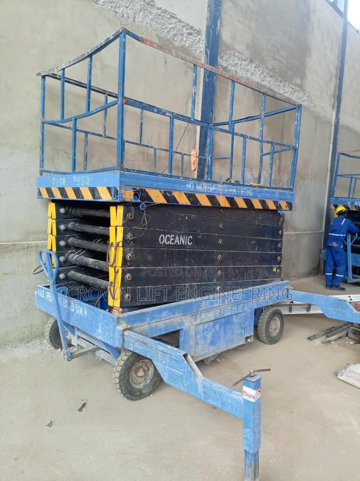 Motorized Manlift for Sale