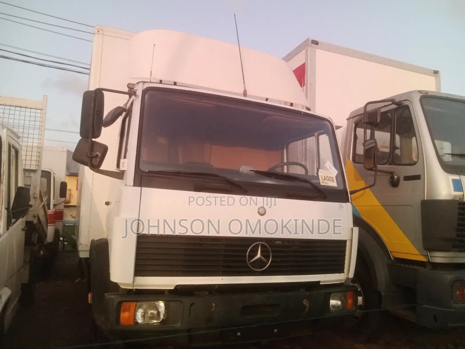 Mercedes Benz 814 Truck 1998 White