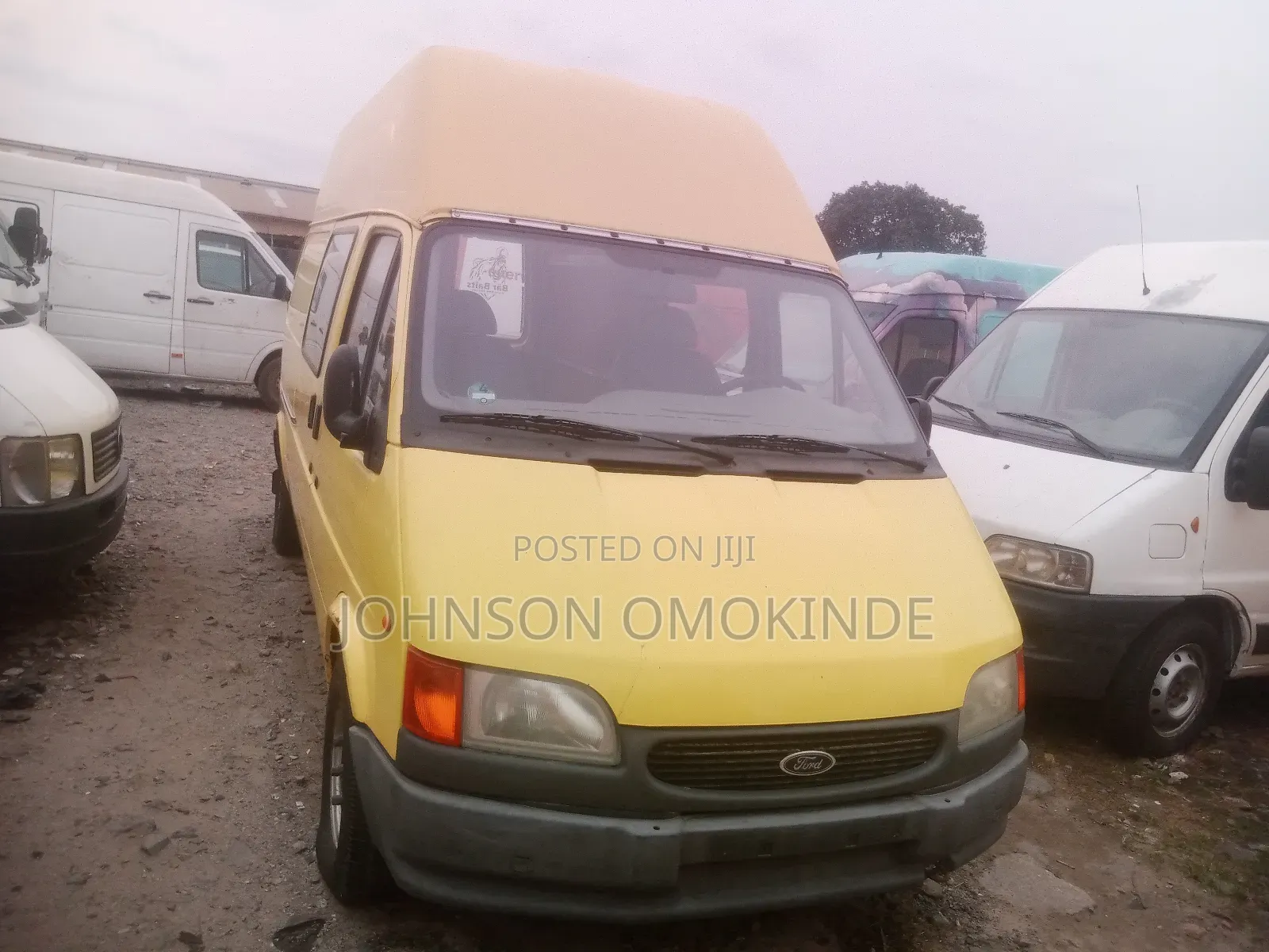 Ford Transit 2002 Yellow