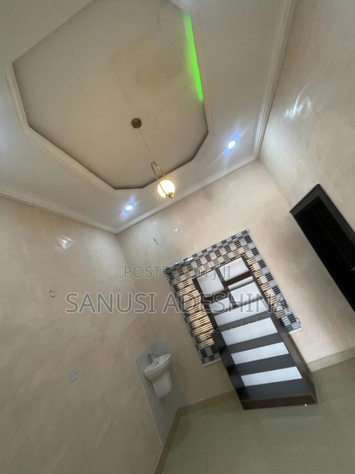 4bdrm Bungalow in Gwarimpa Estate By Gwarinpa for sale