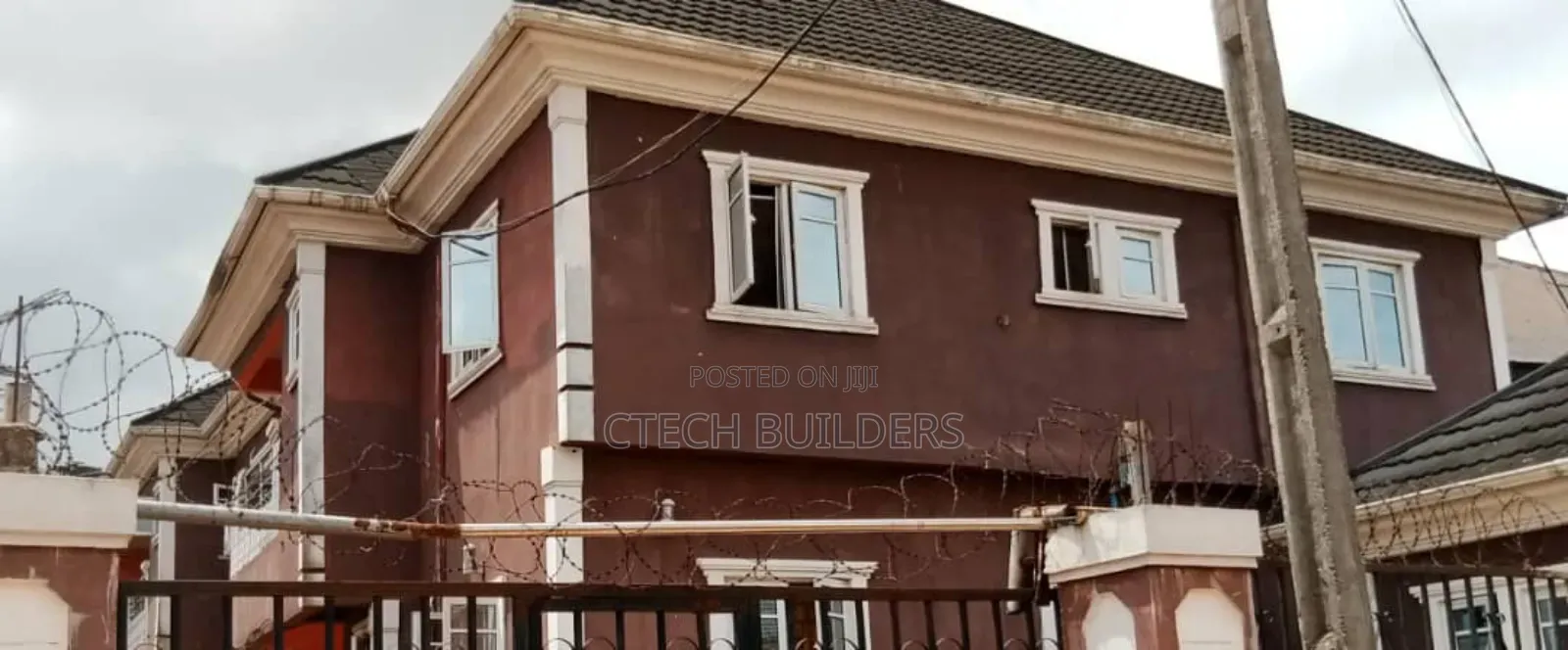 12bdrm Block of Flats in Benin City for sale