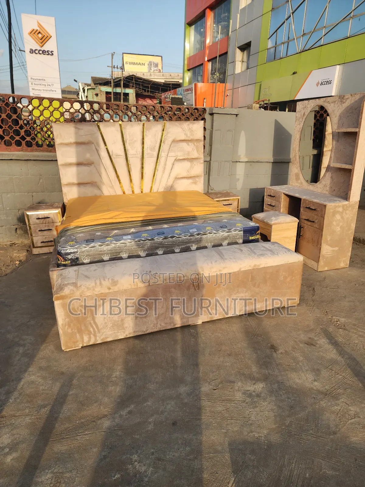 Six by Six Bed Set With Its Accessories