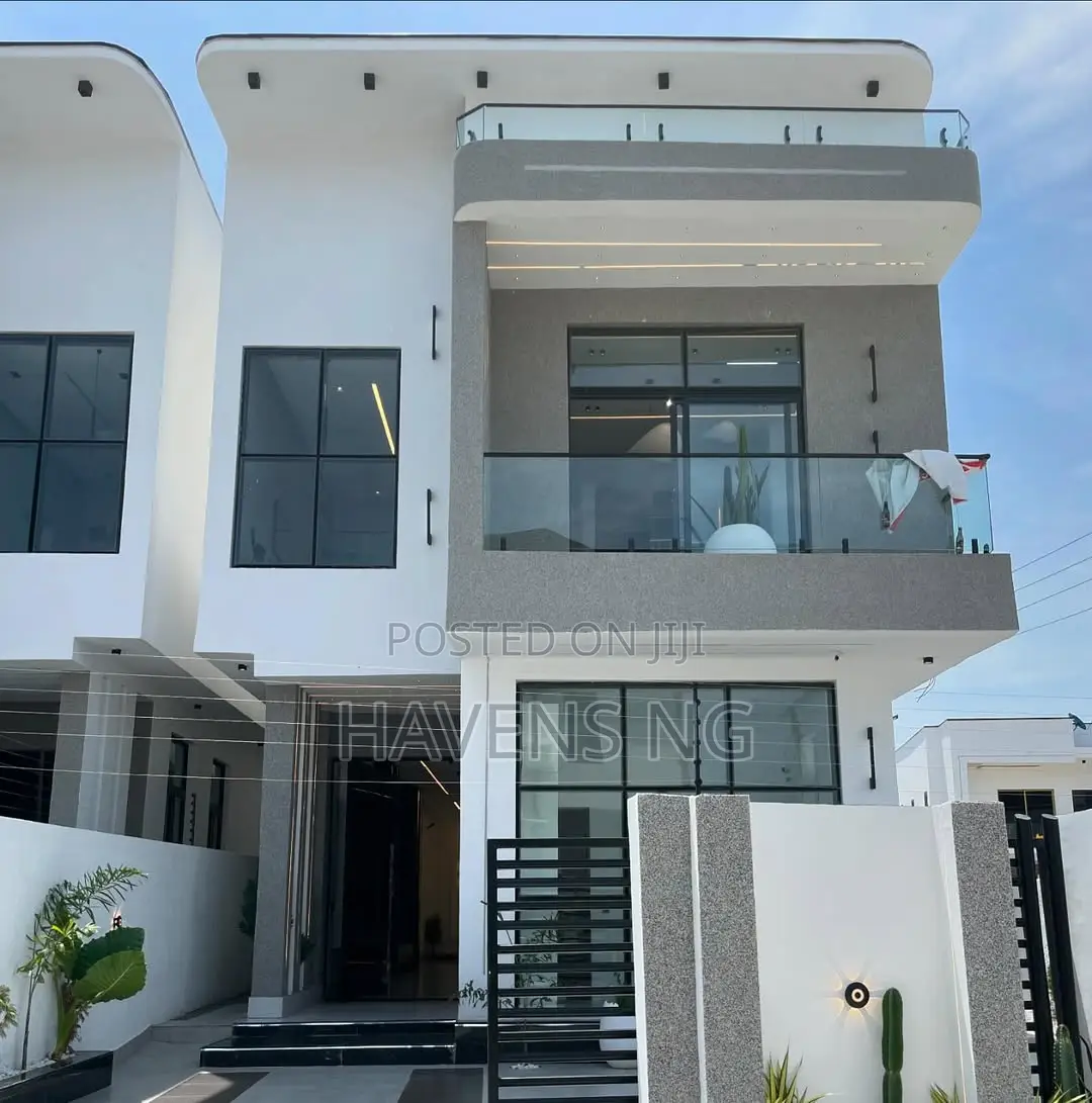 4bdrm Duplex in Ado / Ajah for sale
