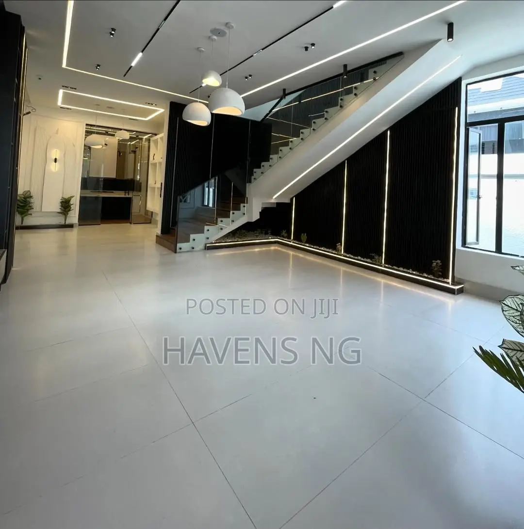 4bdrm Duplex in Ado / Ajah for sale